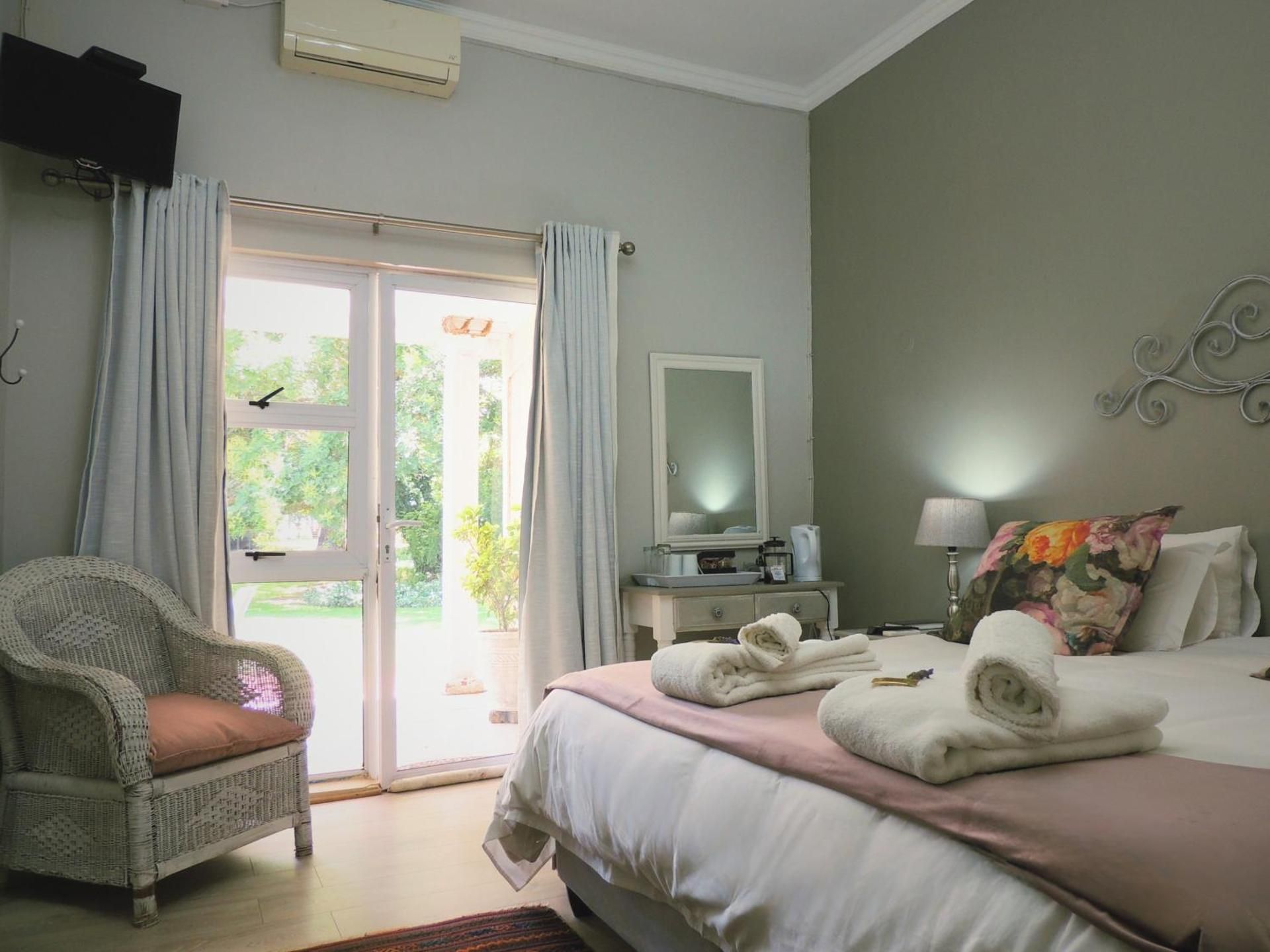 Triple Room with Garden View