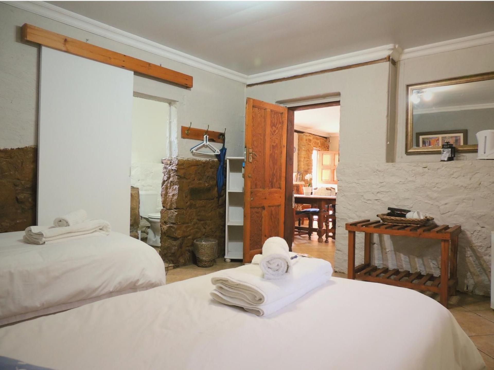 Twin Room with Shower