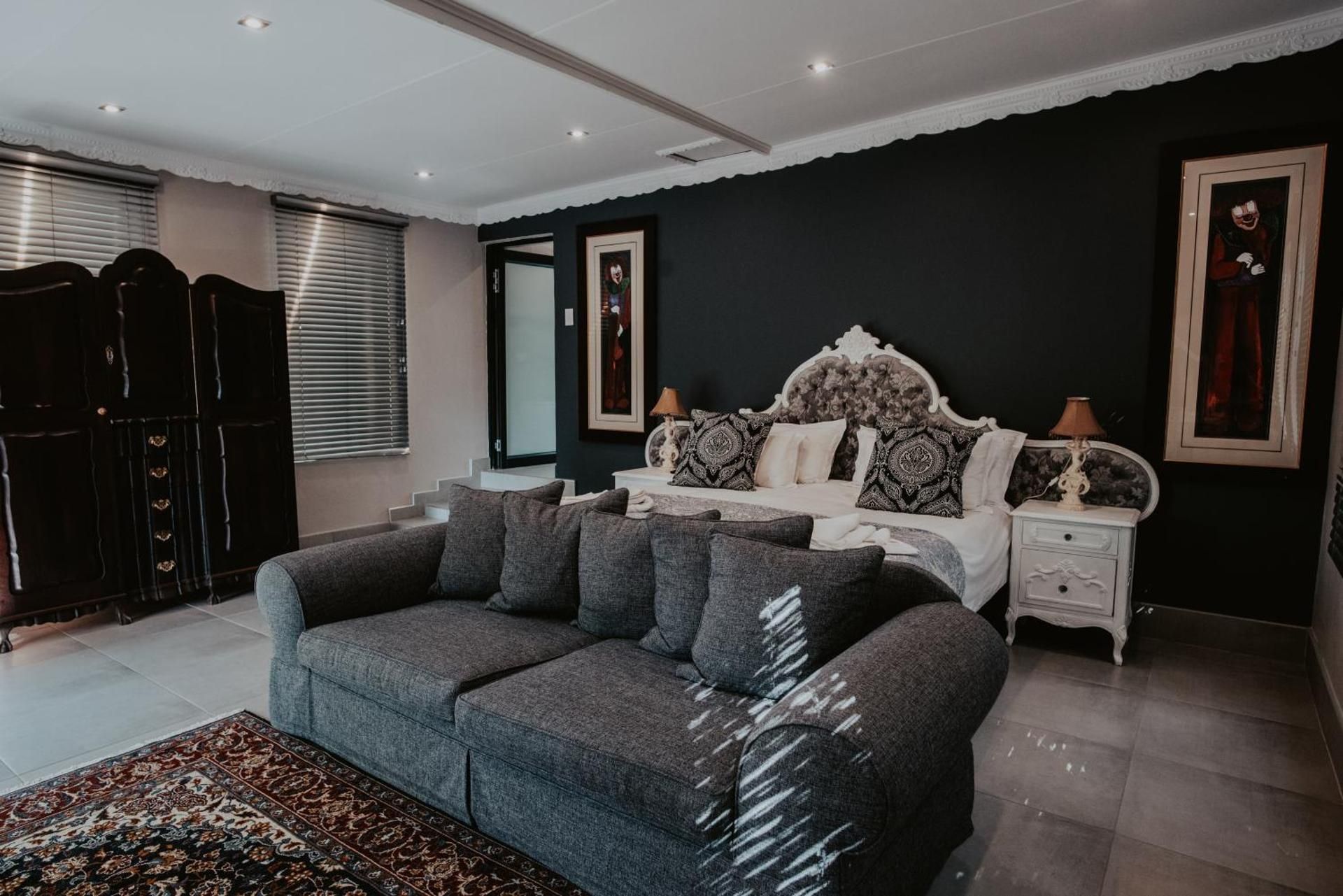 King Room