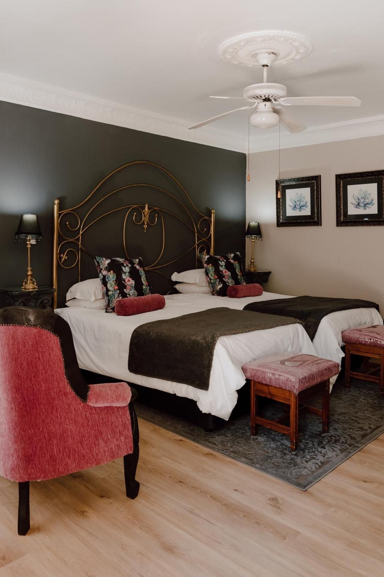 Twin Room with Private Bathroom