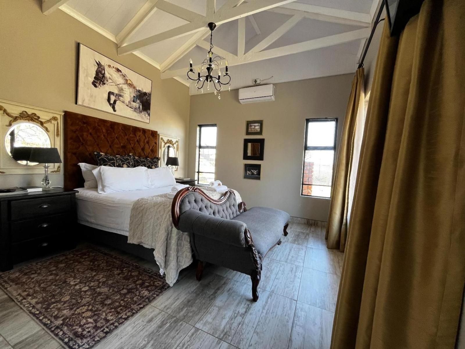 Standard Queen Room