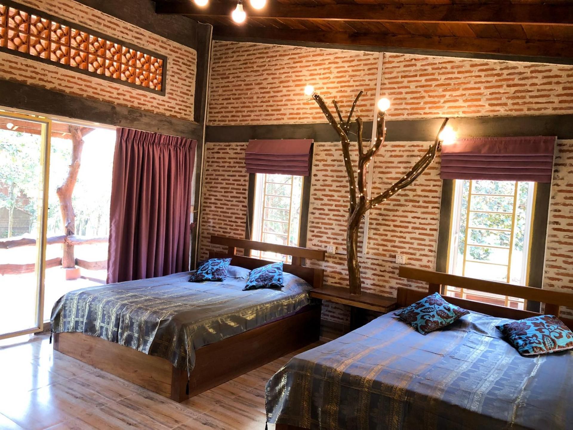Wood Bungalow