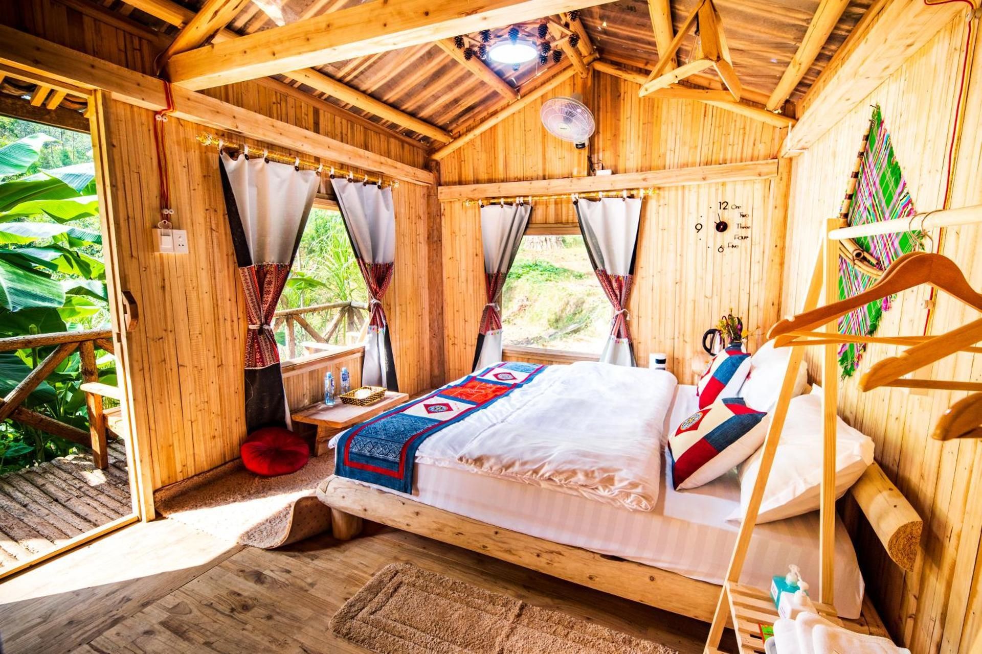 Bungalow Double Bed
