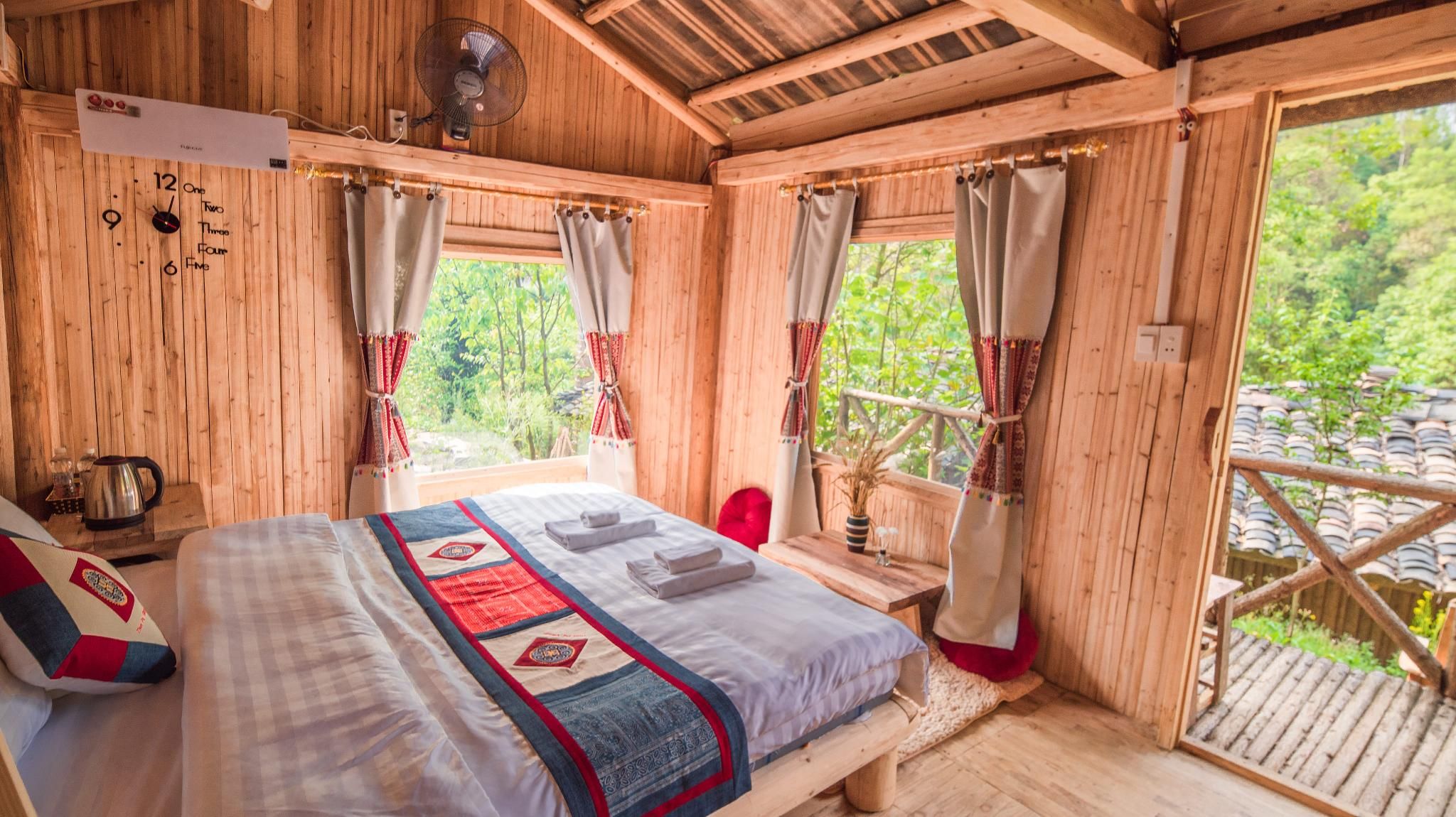 Bungalow Double Bed