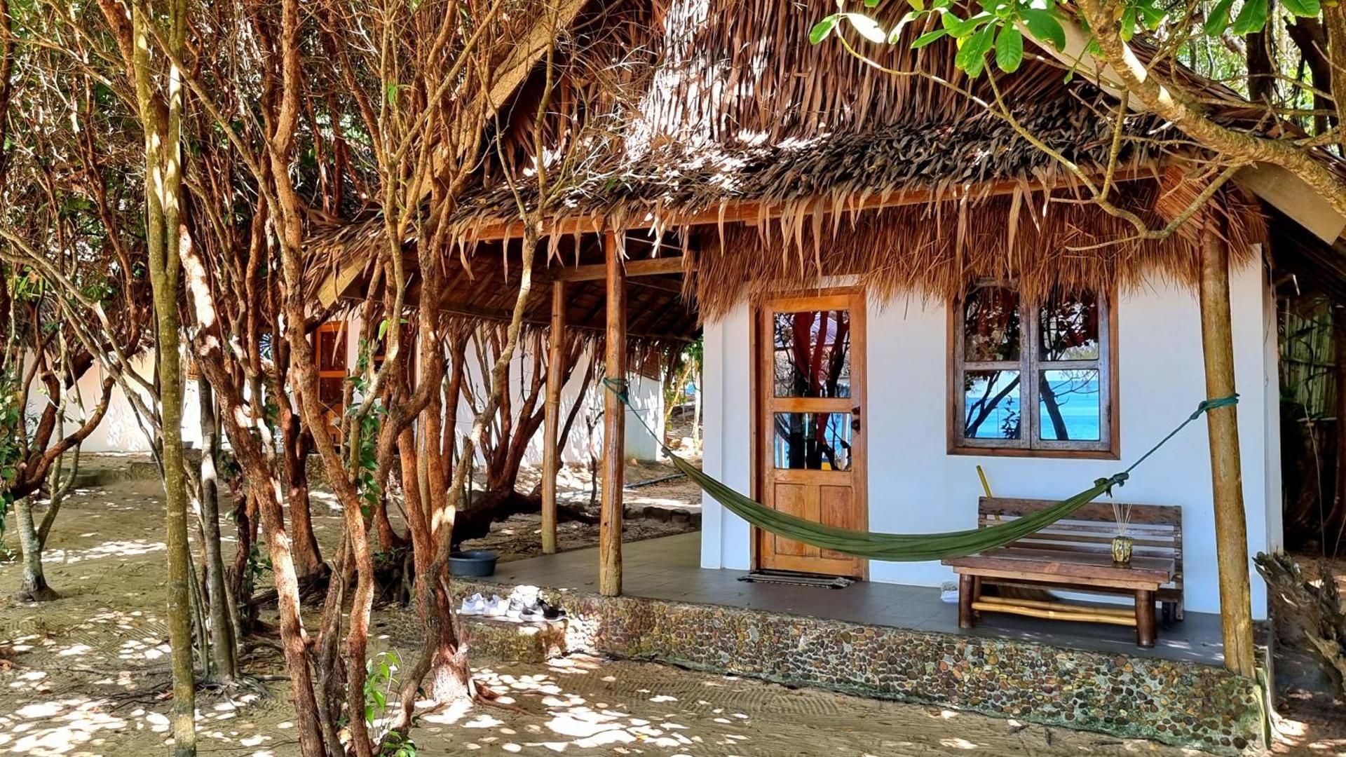 SunBoo Beach Bungalows