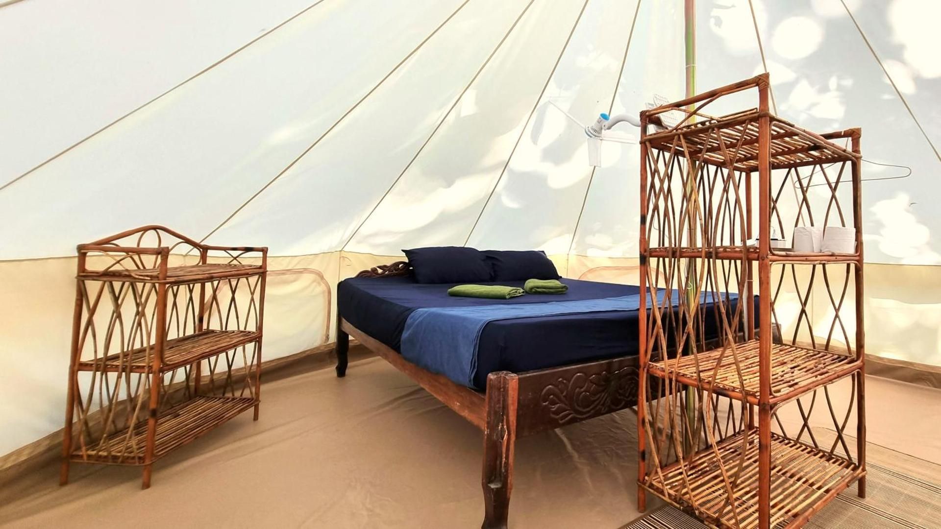 SunBoo Beach Bungalows Tent