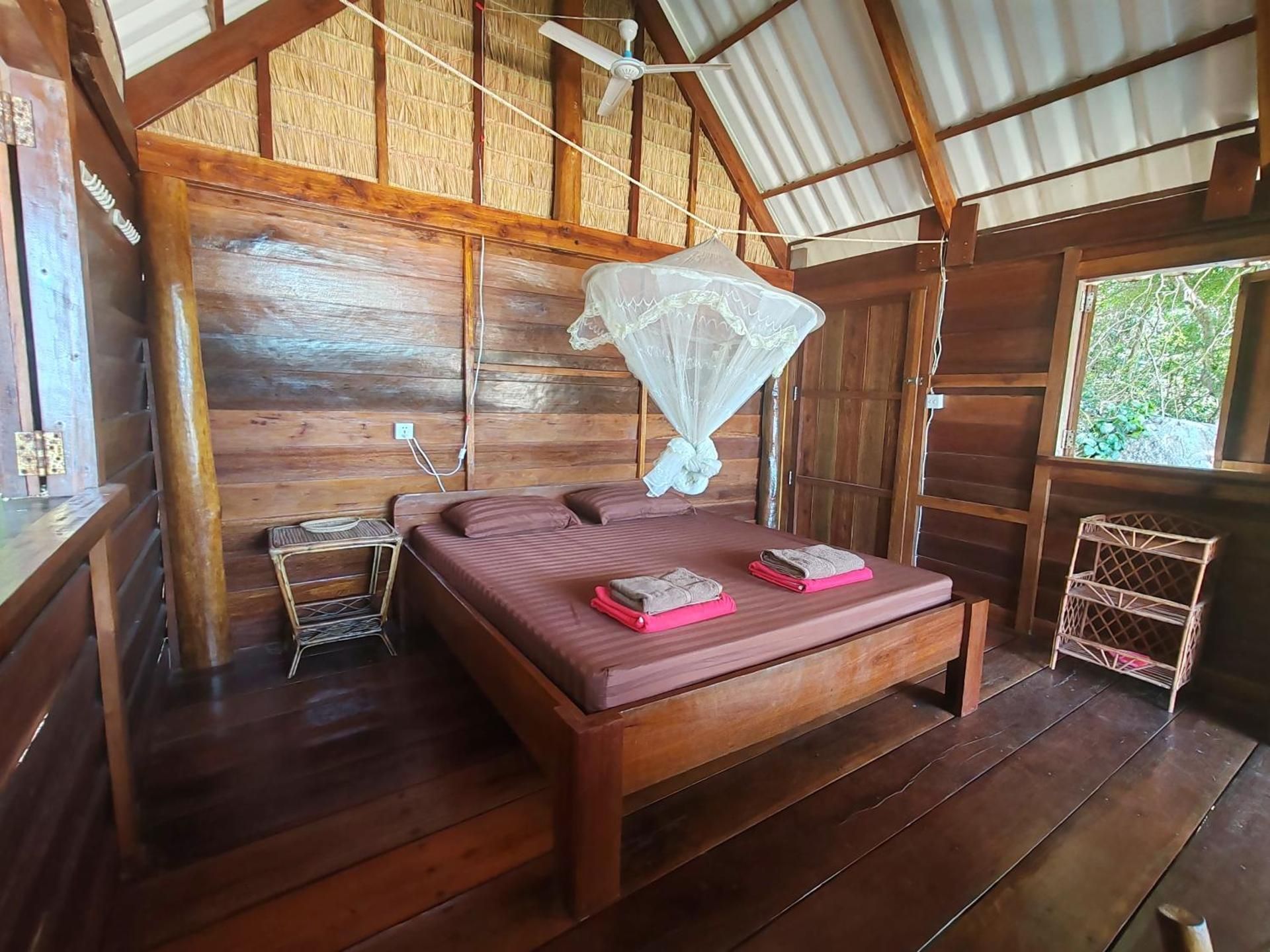 KAMAKU Bungalows Bungalow - Beach Front 3