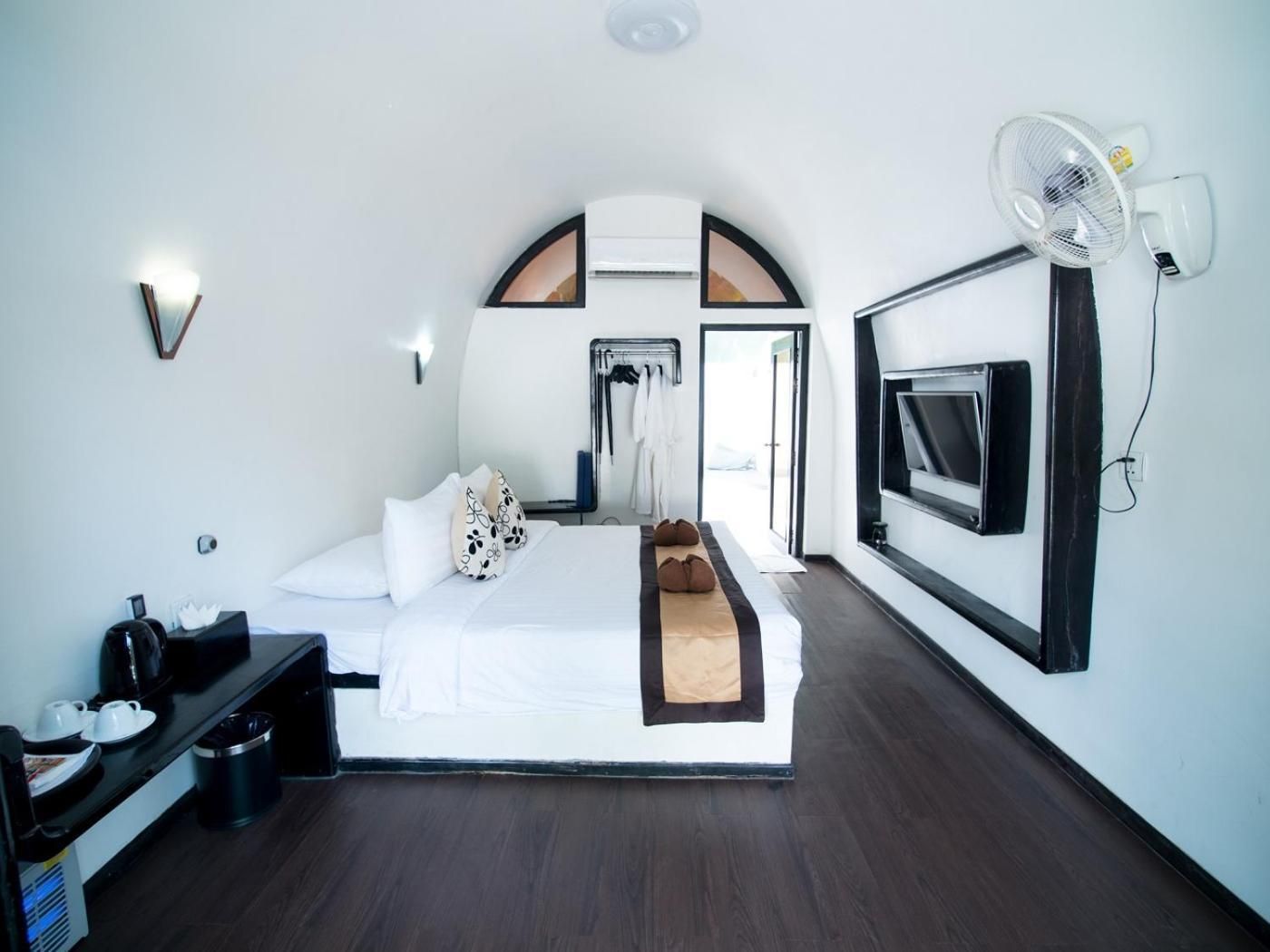 Deluxe Garden Room