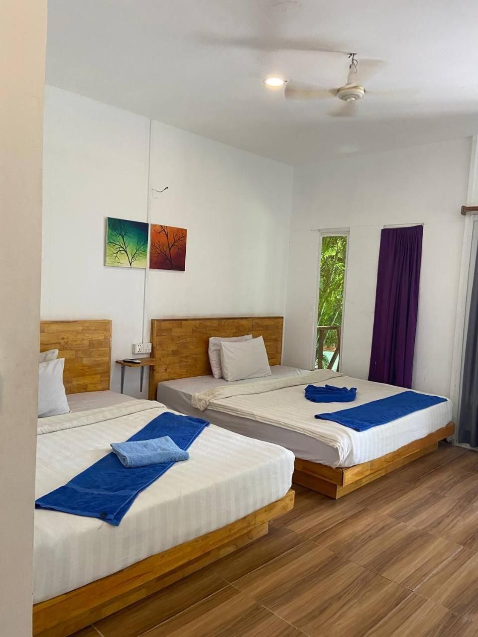 Sweet Time Bungalows Large Twin Room 2