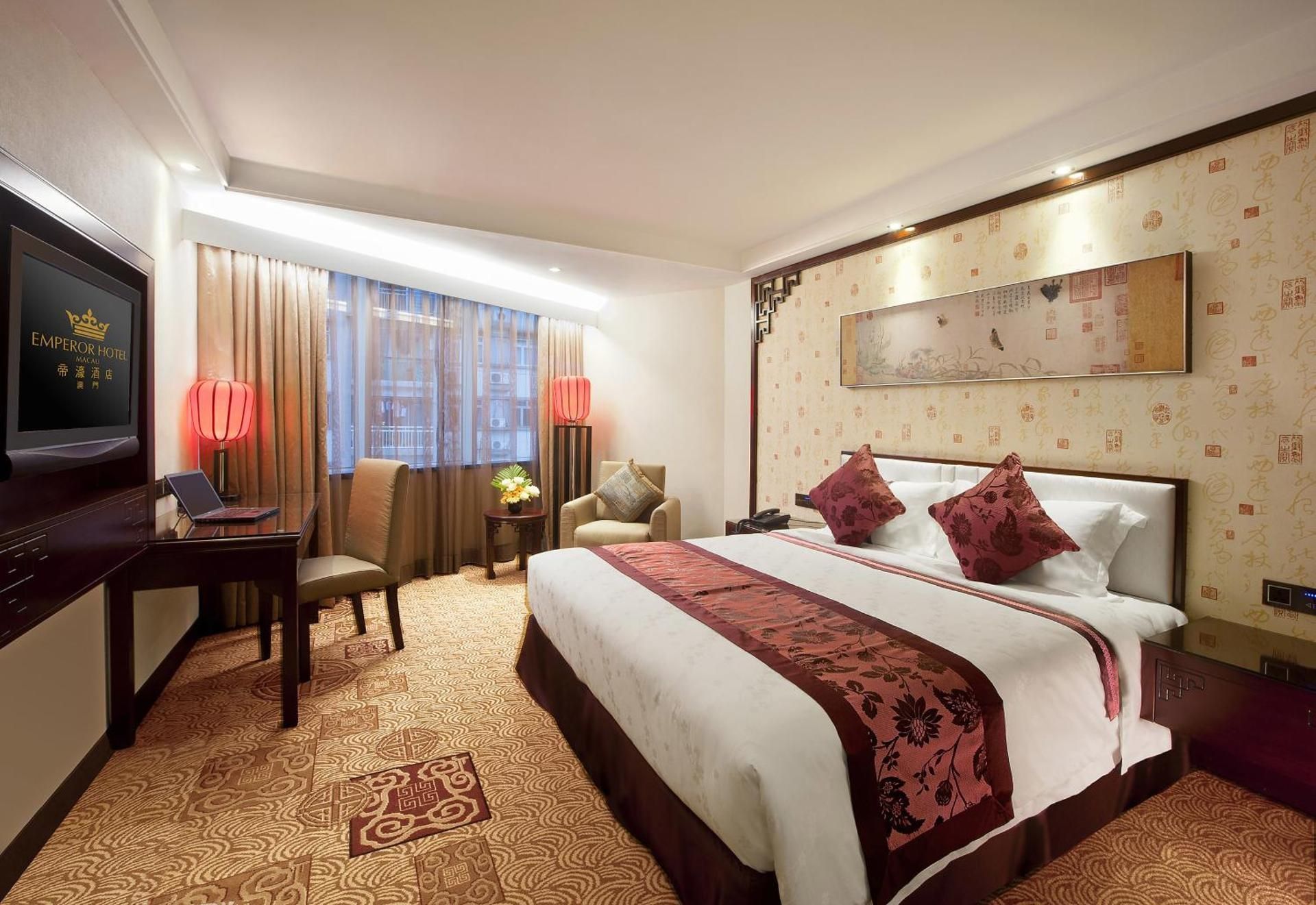 Emperor Hotel Executive Double Room 2