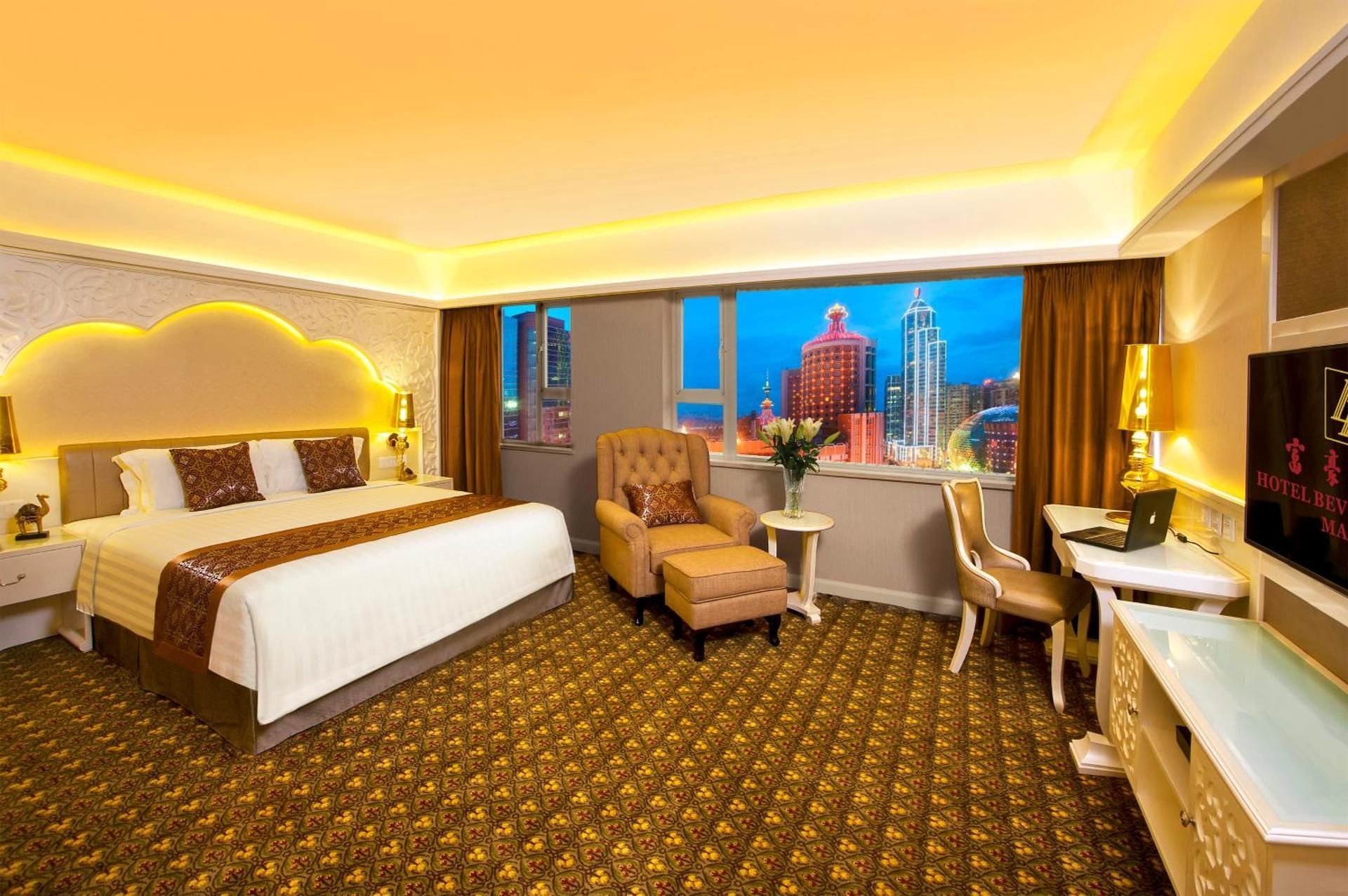 Grand Deluxe Room