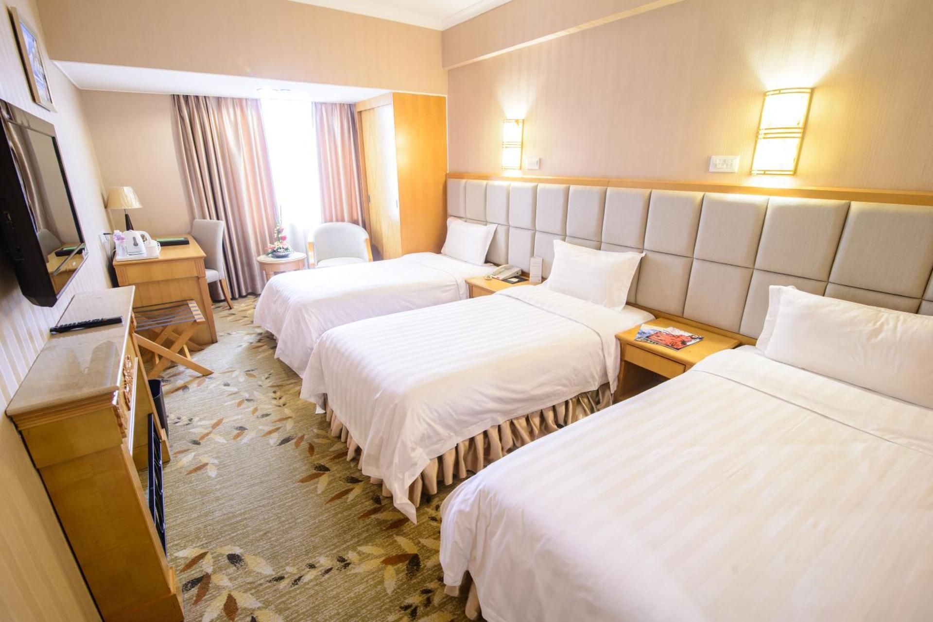 Fu Hua Hotel Triple 2