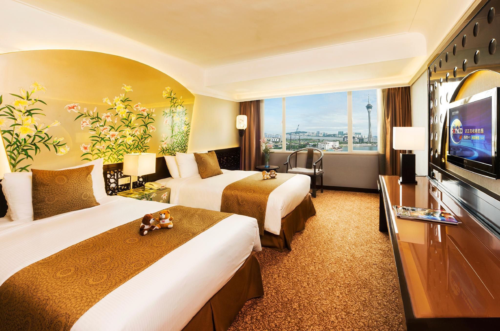 Riviera Hotel Sea View Twin Room