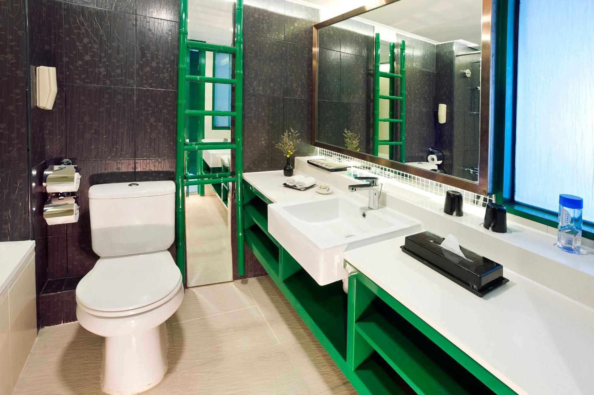 Riviera Hotel Sea View Twin Room 3