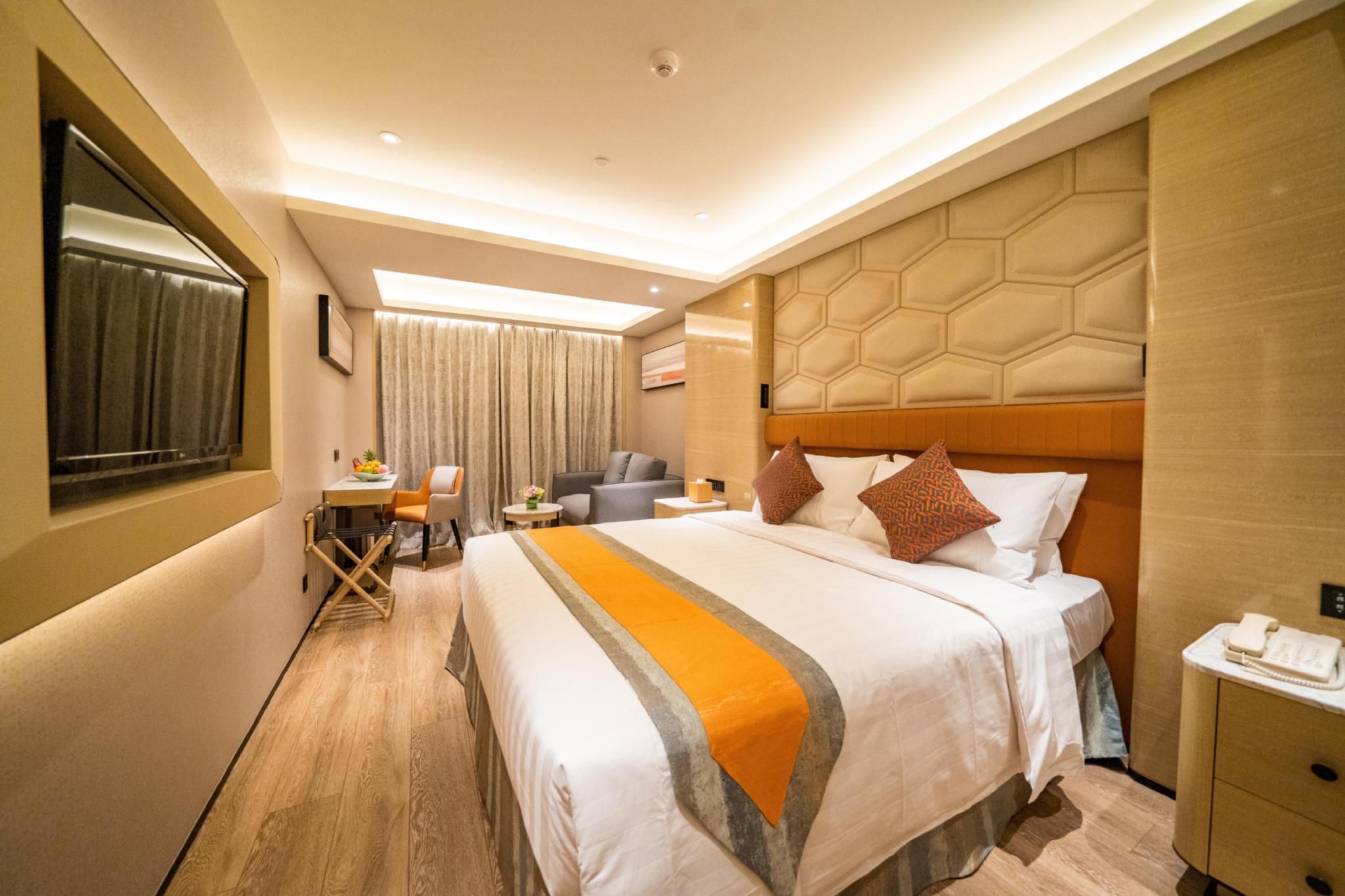 Commercial Deluxe Double Room