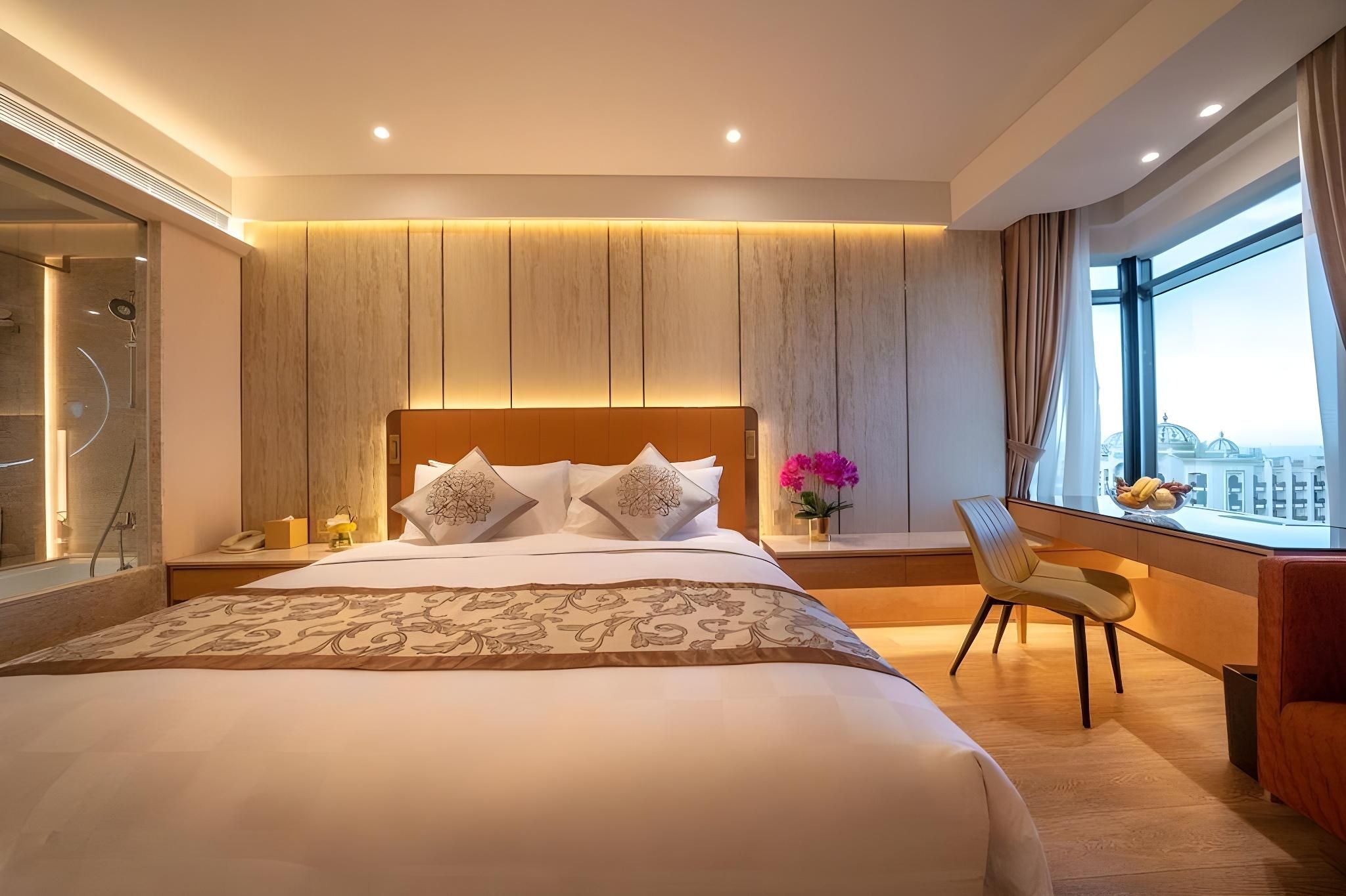 Commercial Deluxe Double Room