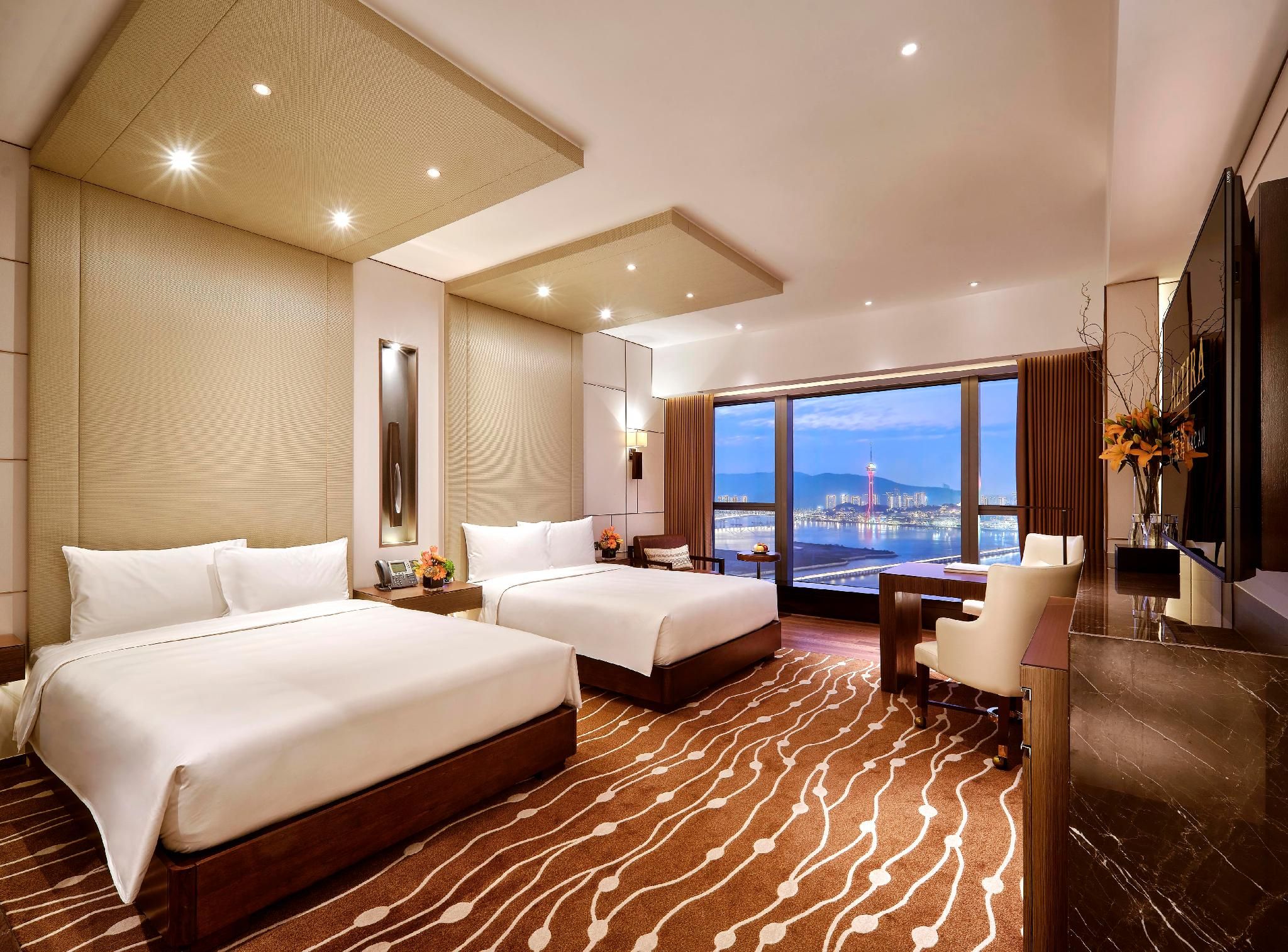 Altira Macau Special Offer: Altira Waterfront View Room with Twin Bed