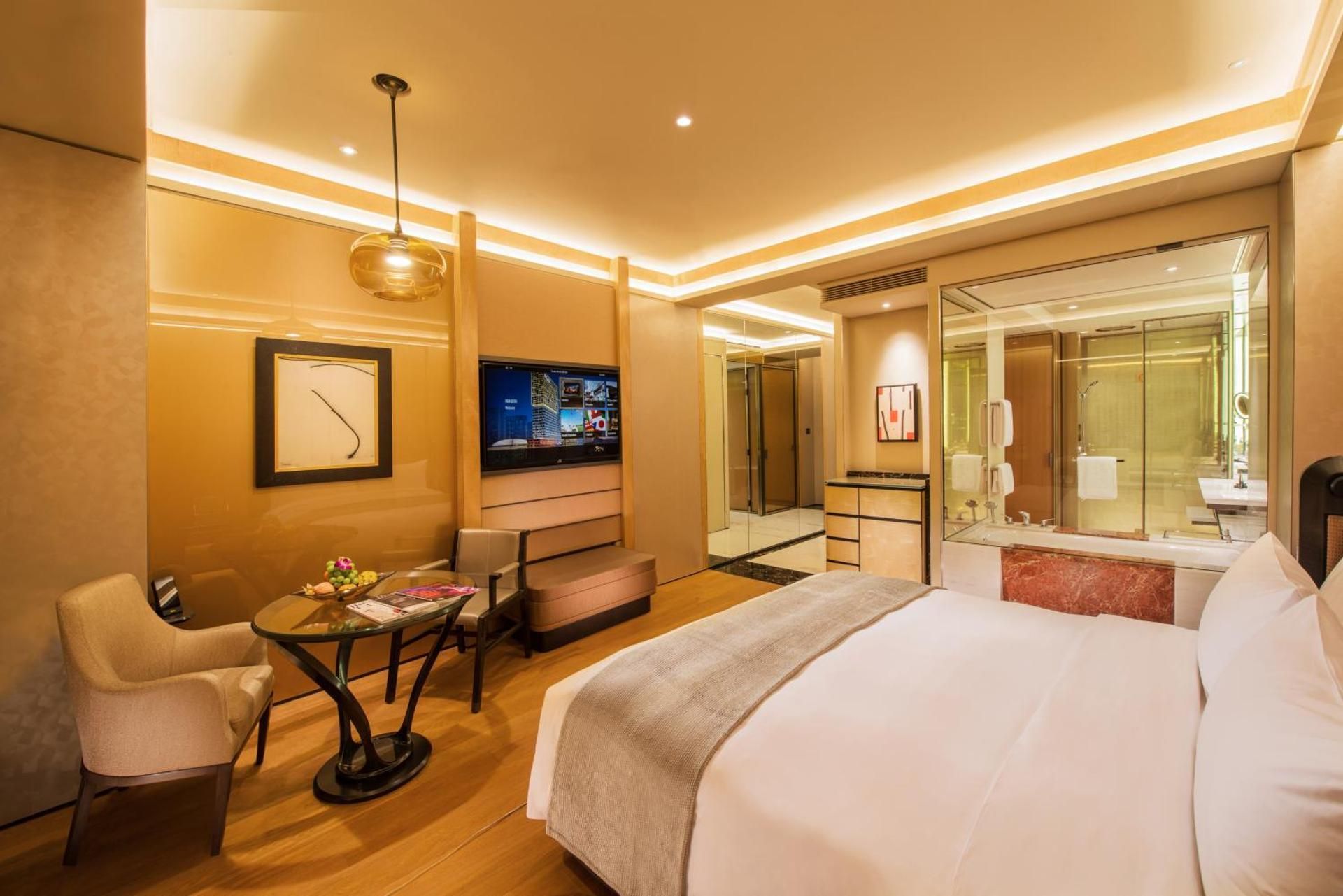 MGM COTAI M Tower Resort Premier Panoramic View King Room 2