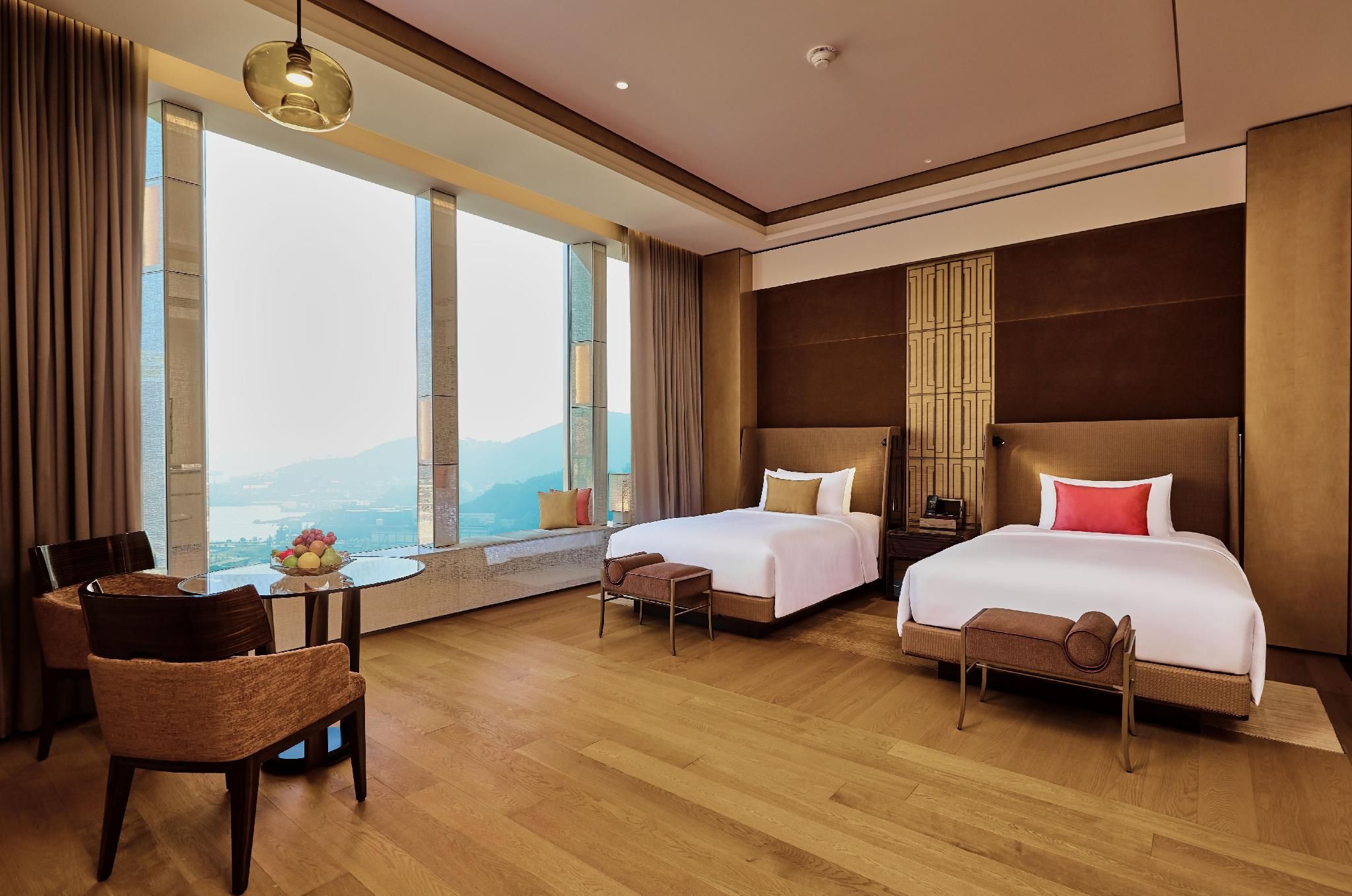 M Tower Resort Deluxe Double Room