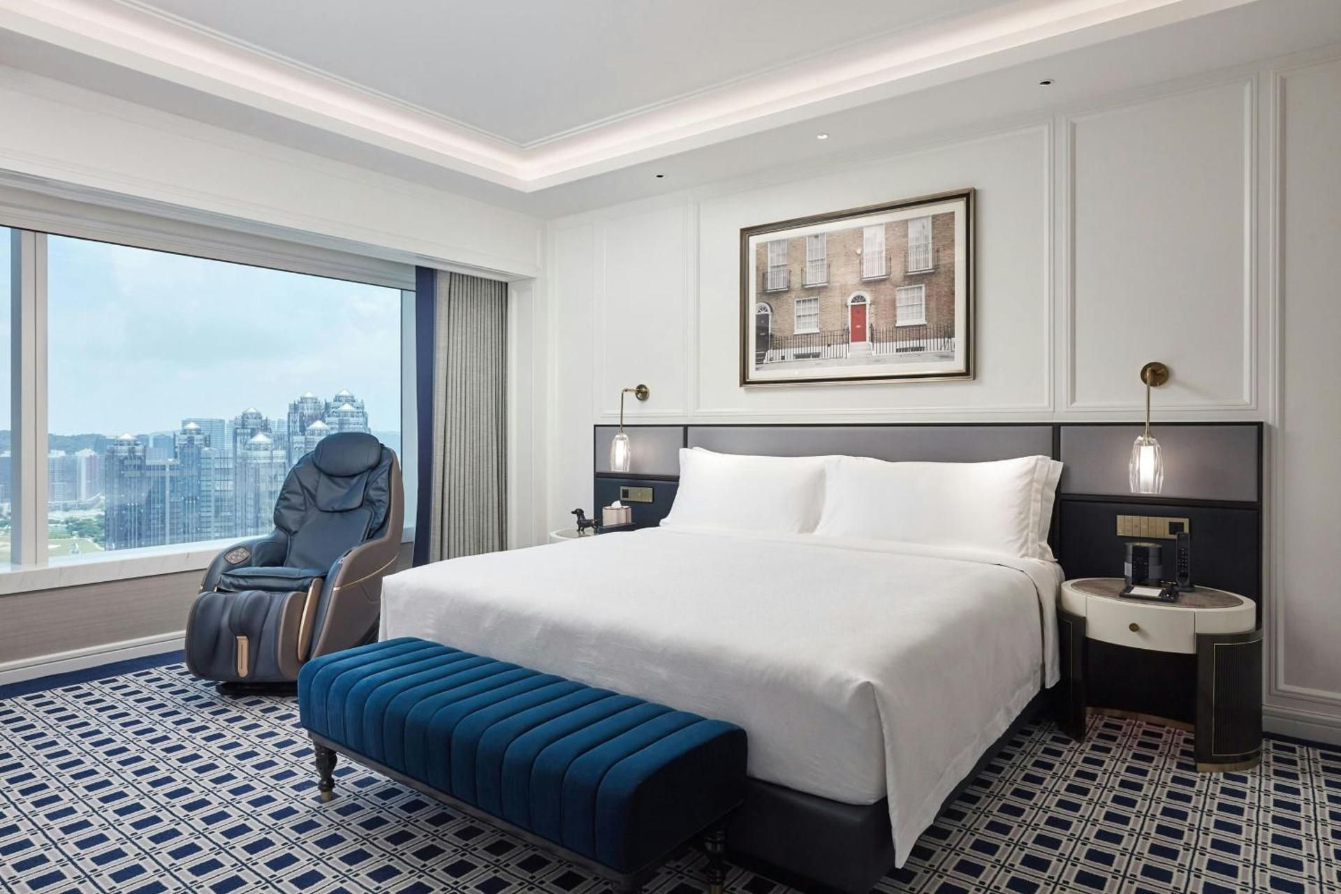 One-Bedroom Charles King Suite with City View - with Hampton Court Access for 2 person
