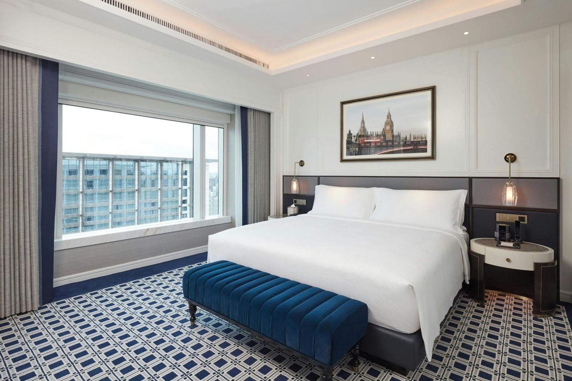 Two-Bedroom Norman Suite with City View