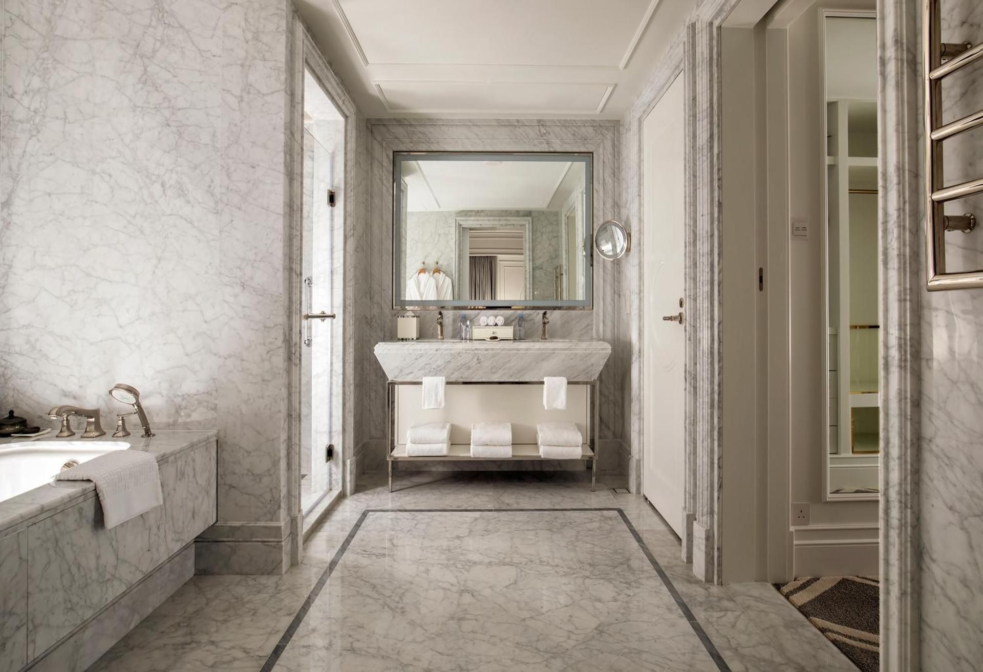 The Parisian Macao — property photograph
