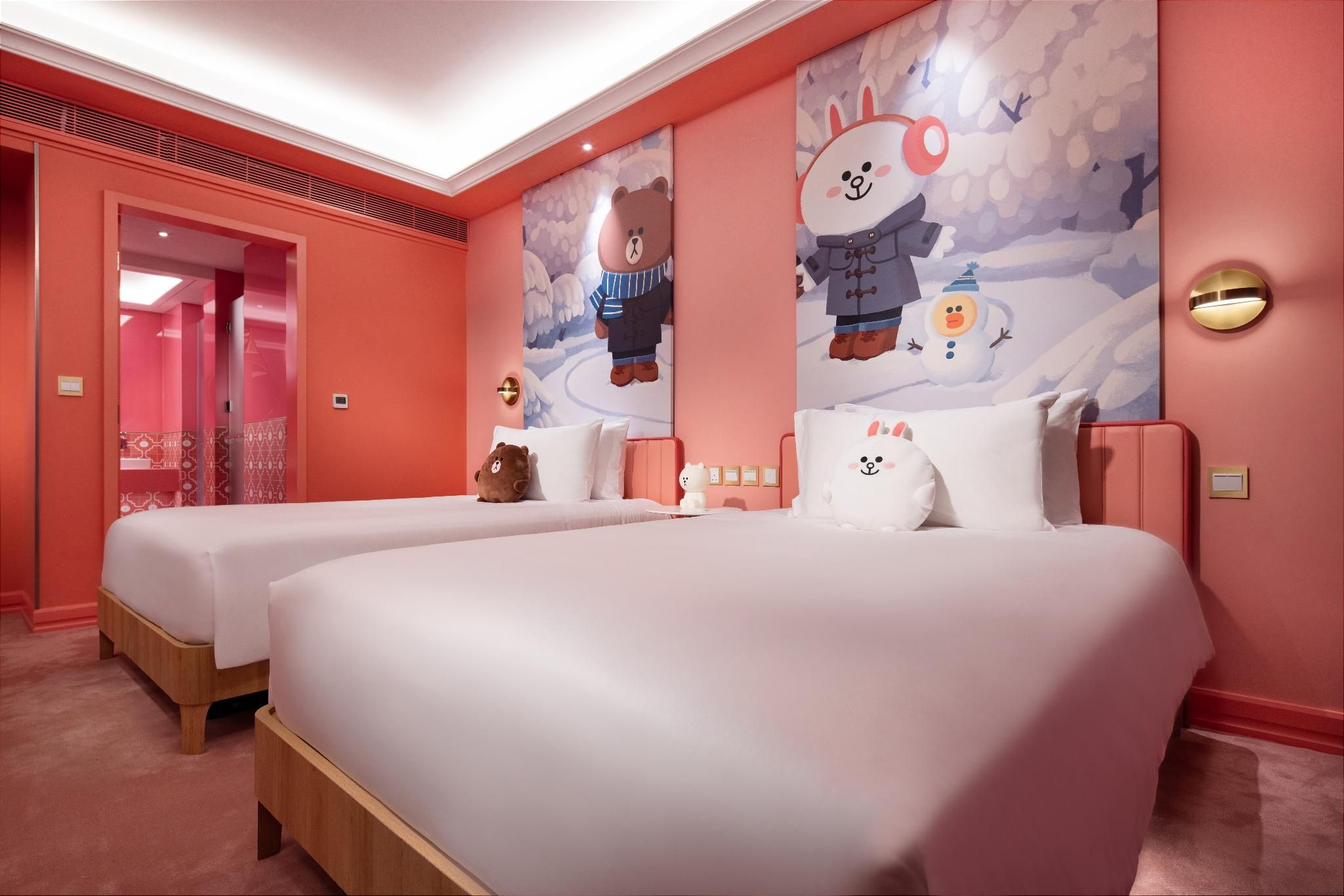 LINE FRIENDS Deluxe Studio