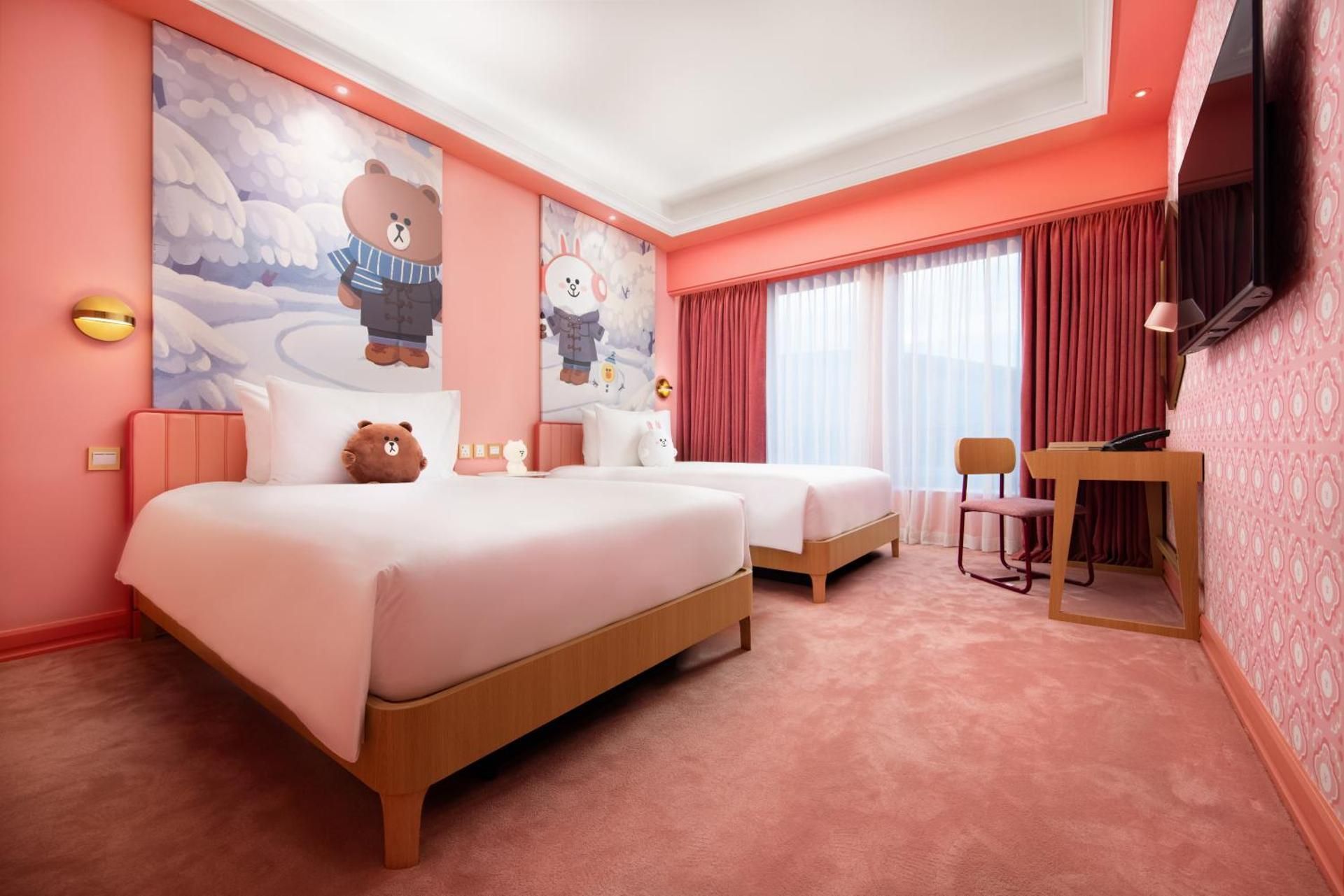 Summercation Package - LINE FRIENDS Deluxe Room - Twin