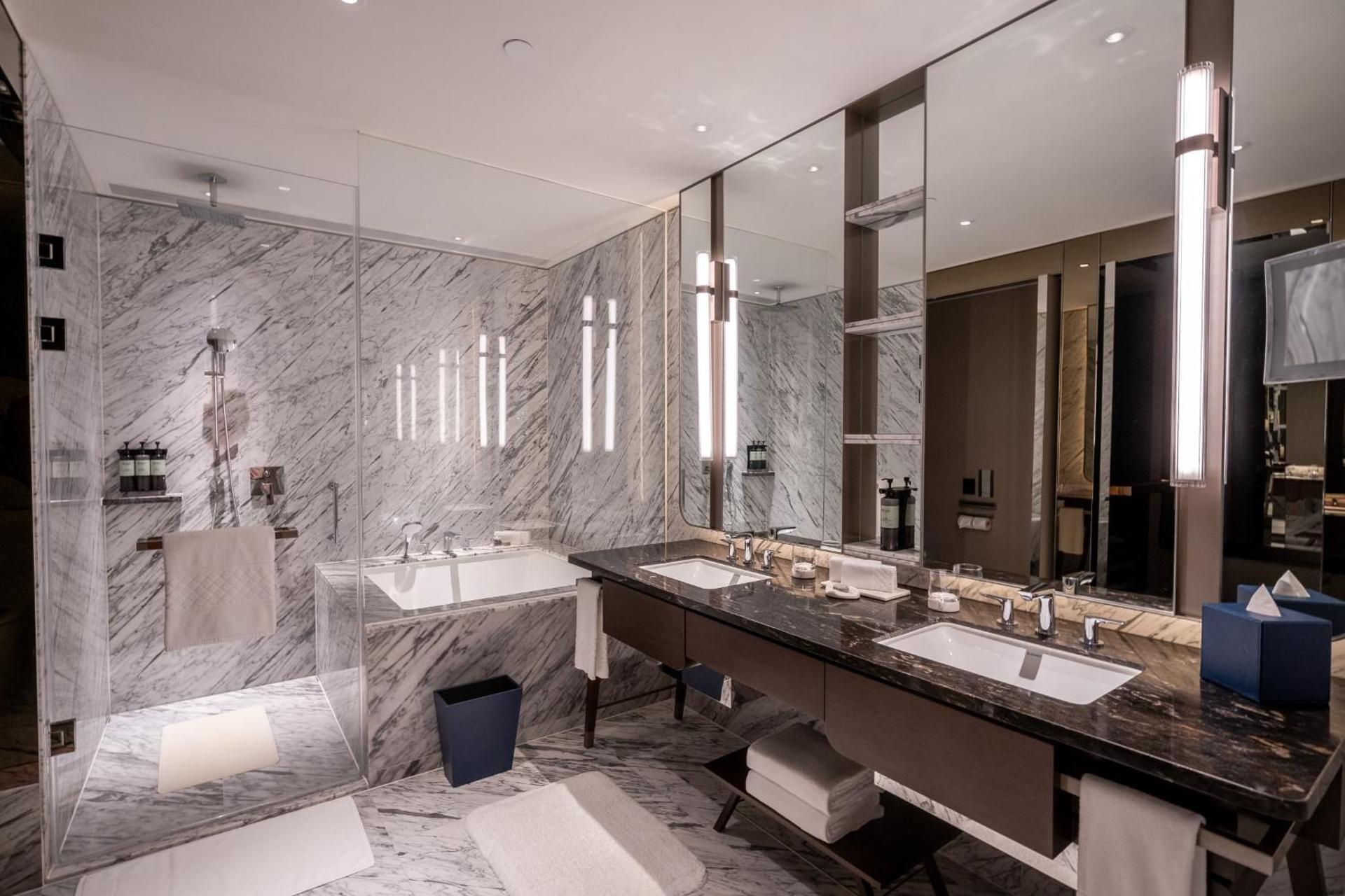 Nuwa Premier Queen Room