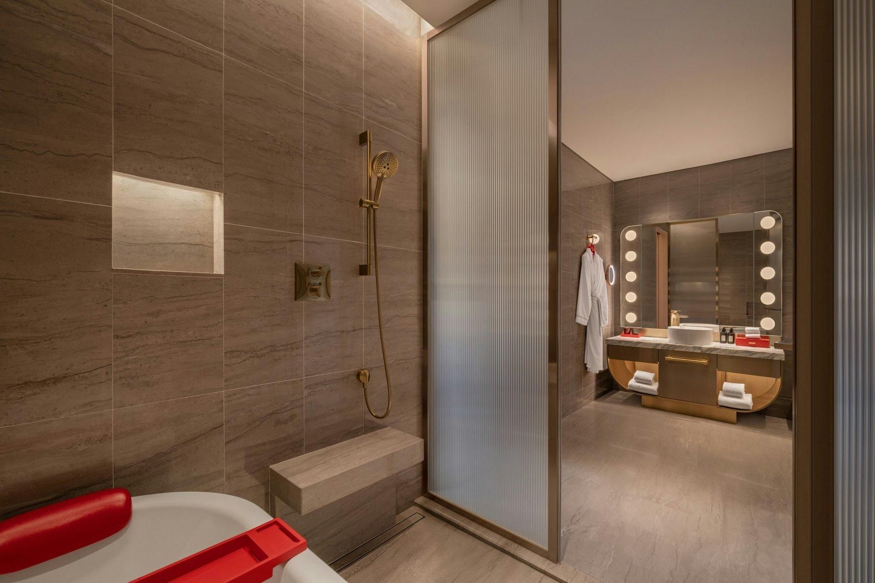 Fabulous Suite, Suite, 1 King, City View, Terrace