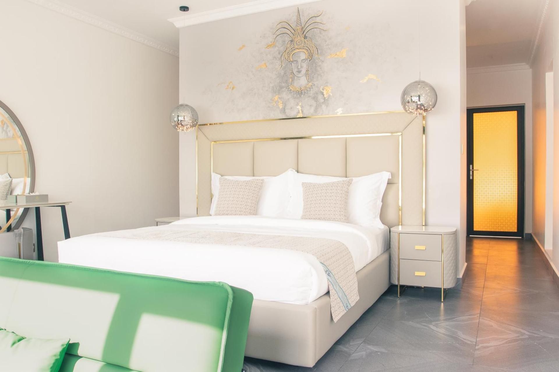 Superior Suite