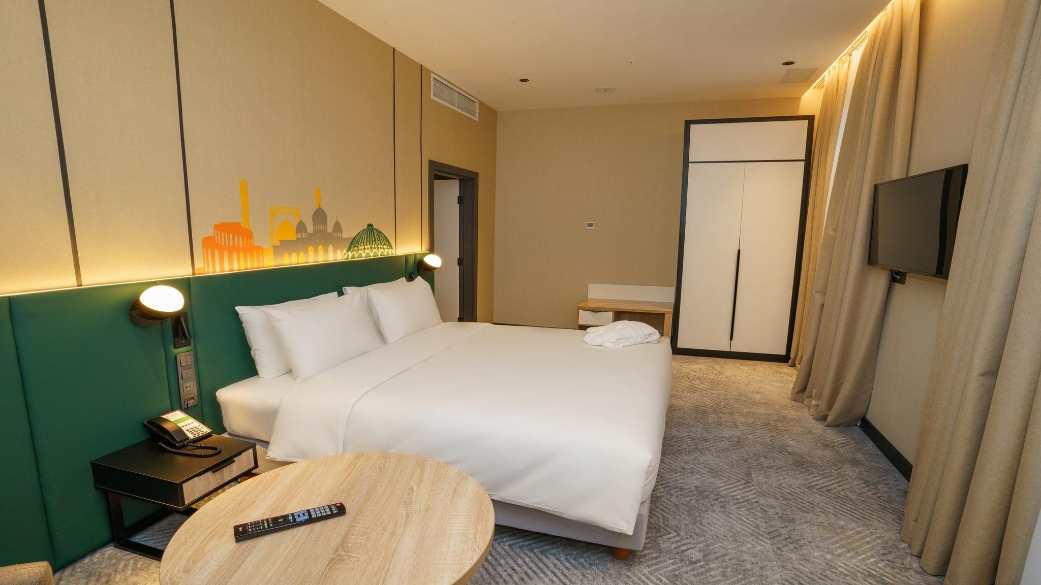 1 Bedroom Suite City View