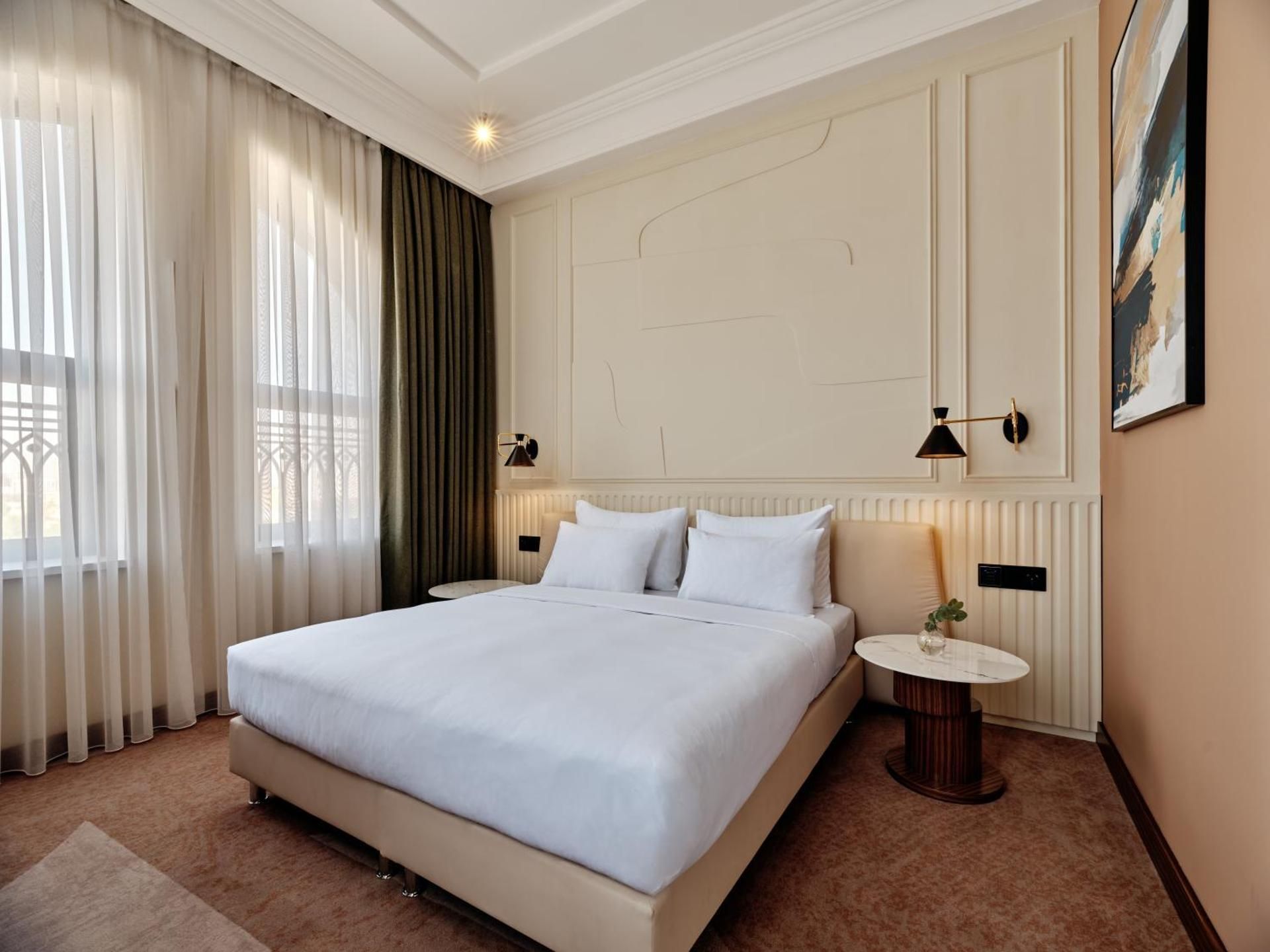 1 Bedroom Suite