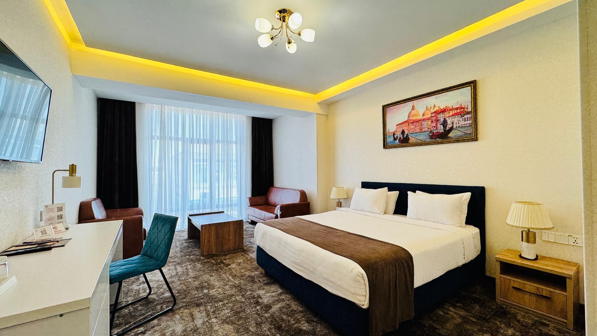 Deluxe Room 1 King