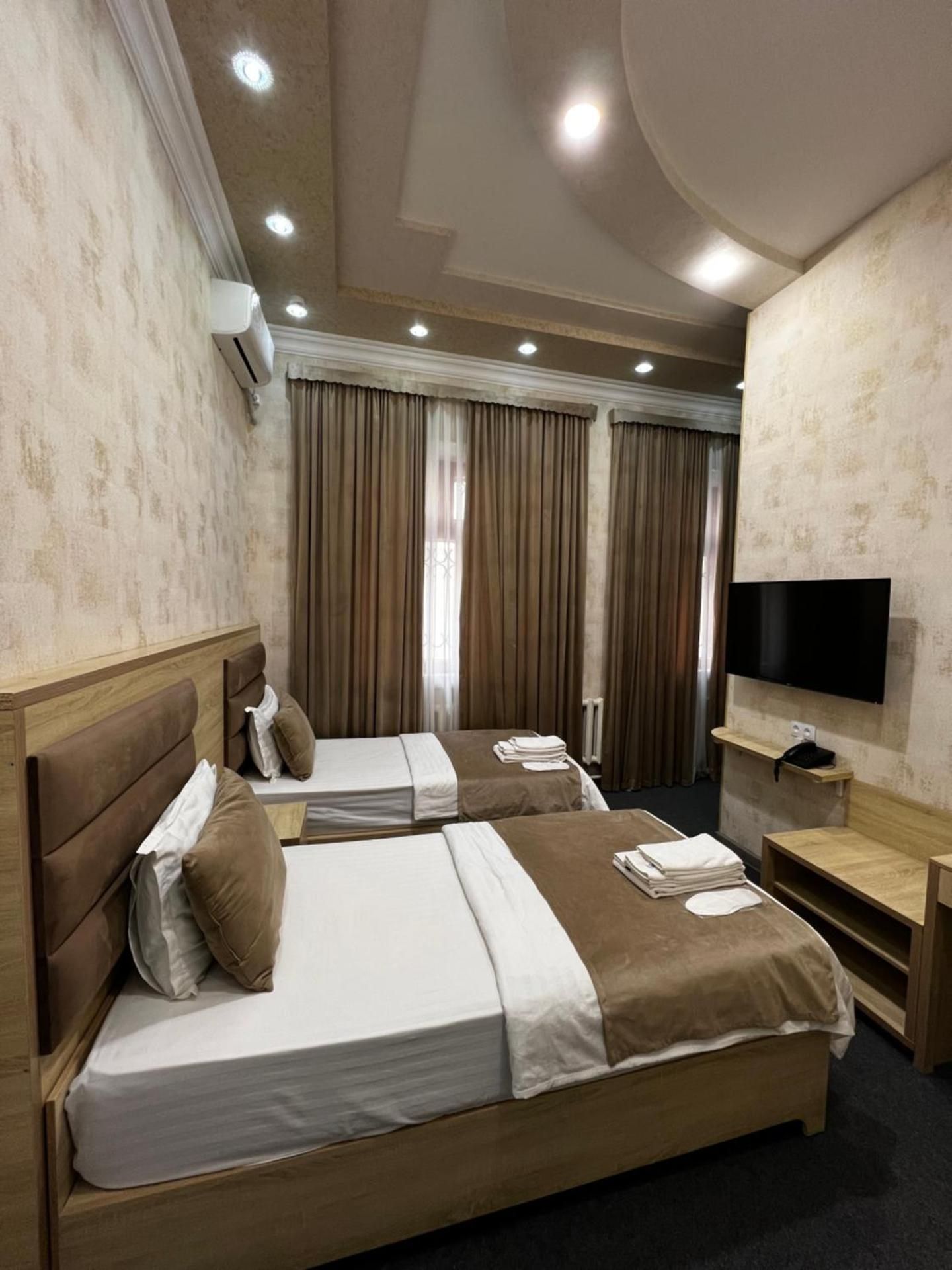 Standard King Room