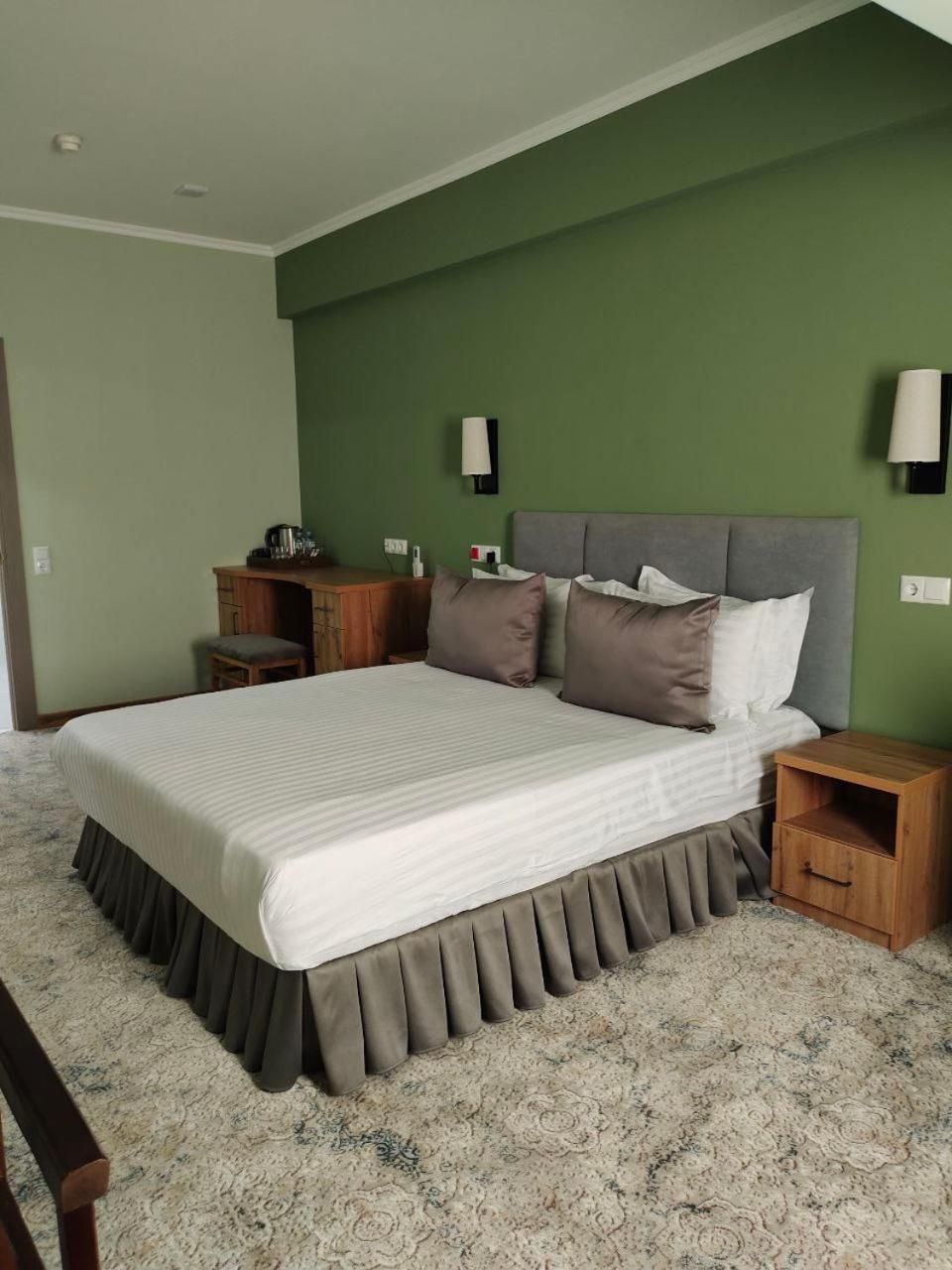 Standard Suite