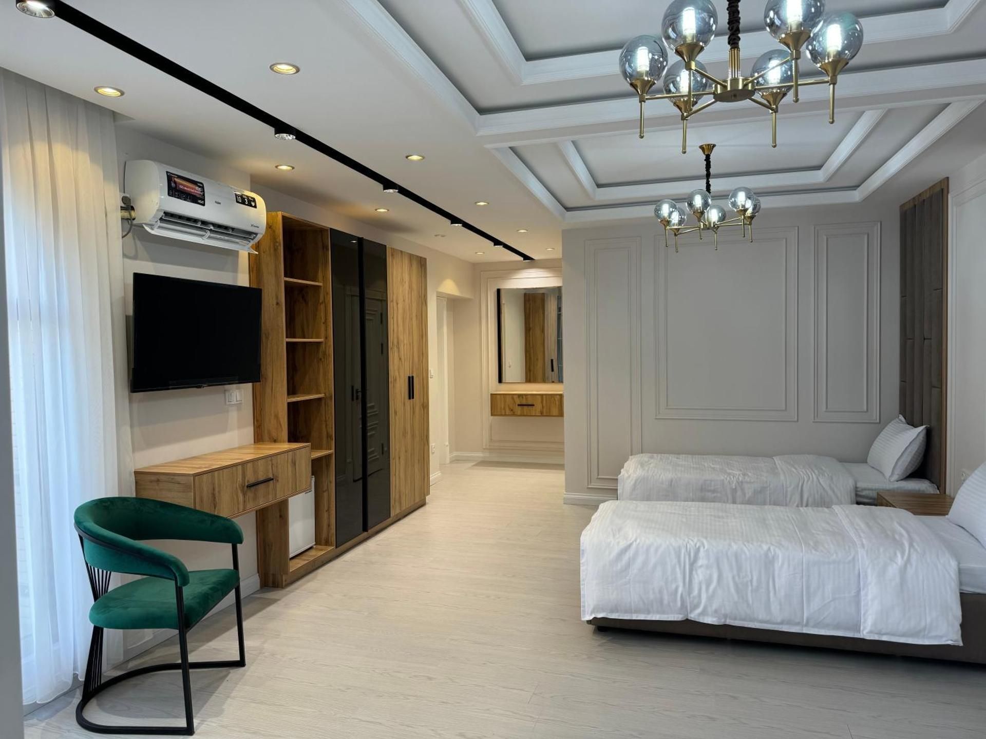 Astoria Boutique Standard 3