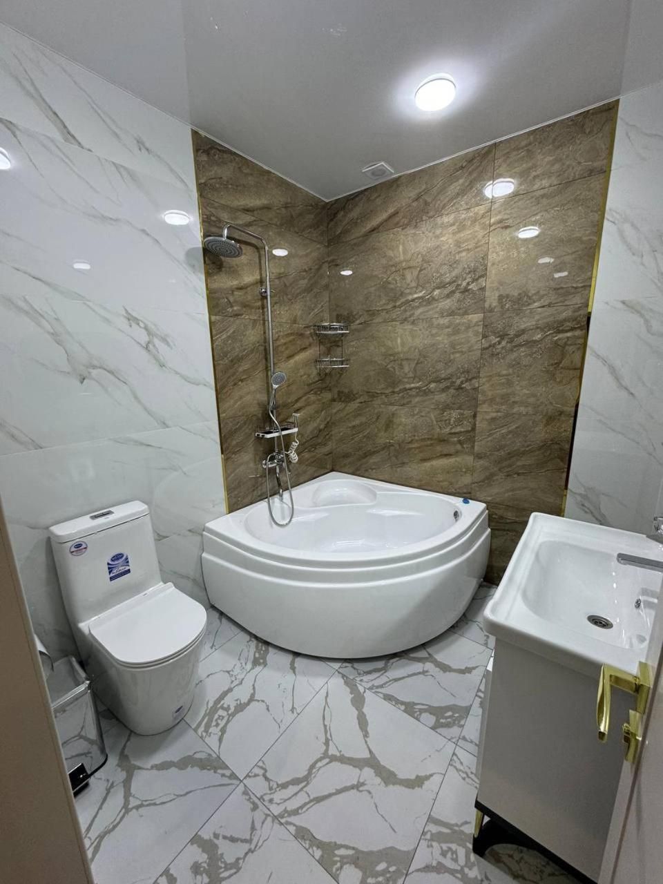 Deluxe Double Studio