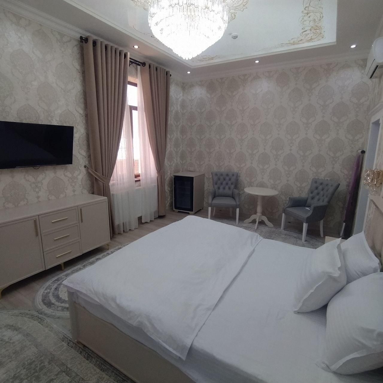 Premium Deluxe Pool Corner Double Double Room