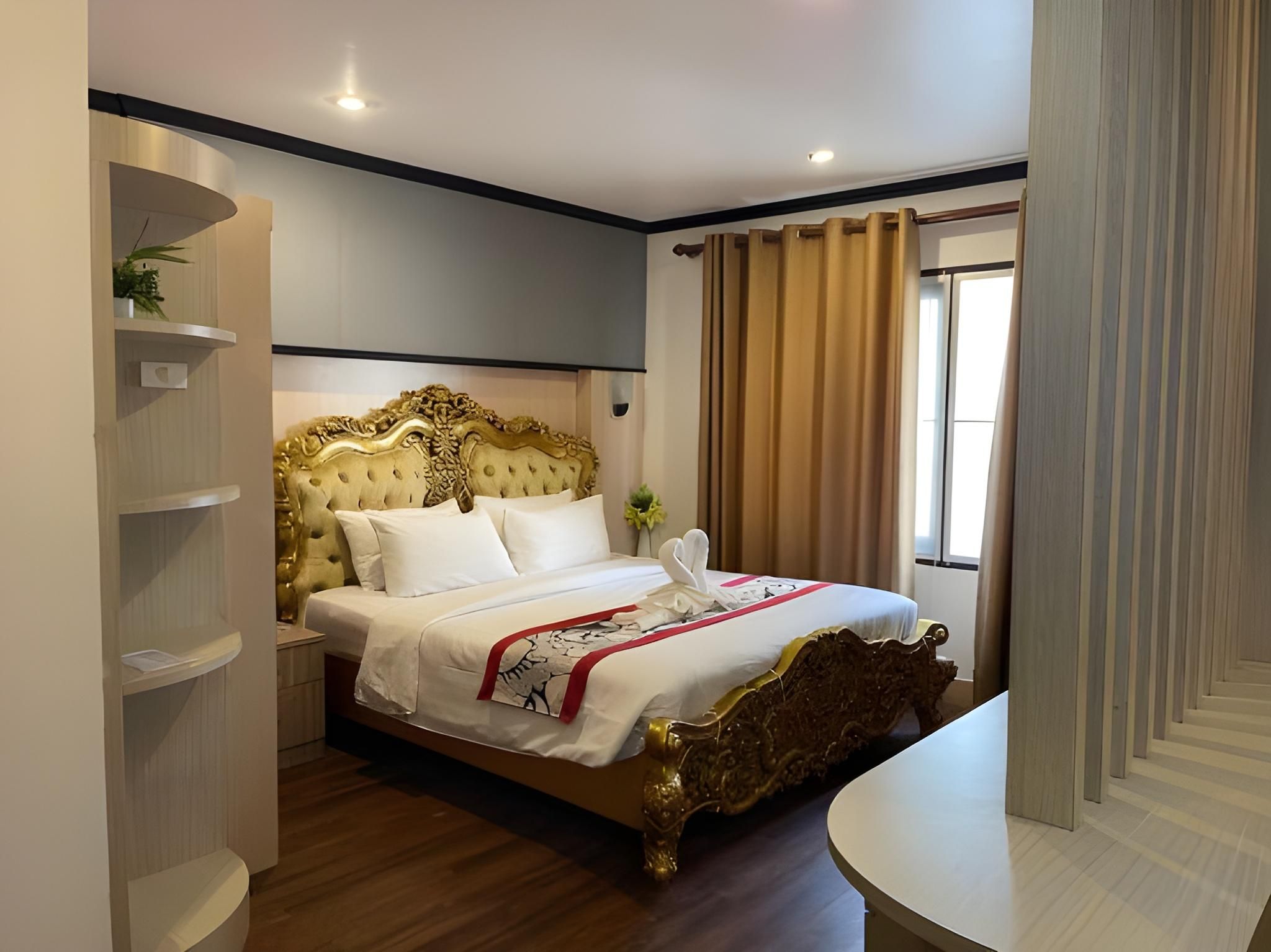 Lucky City Hotel Premier One Bedroom Suite 3