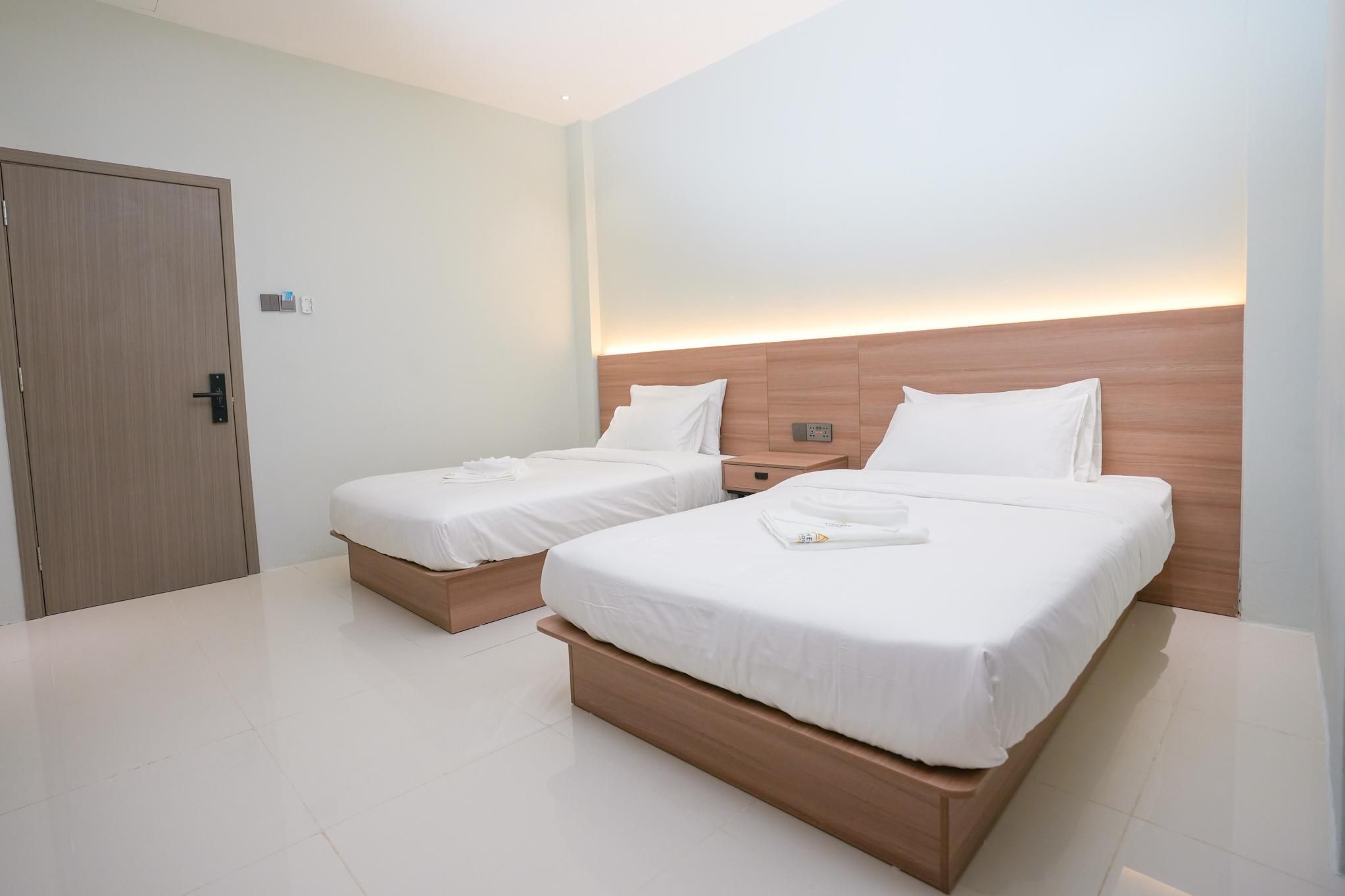 Athenee Hotel Vientiane Deluxe Twin Room