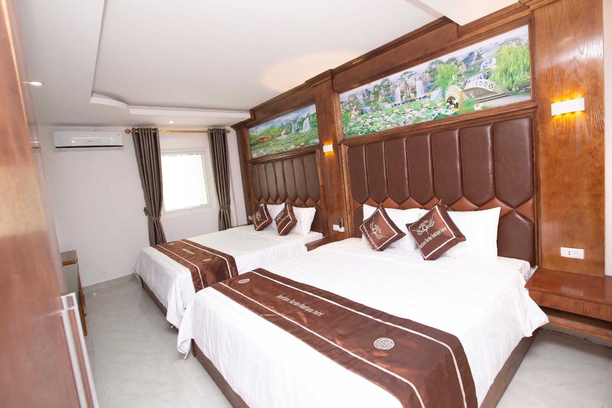 Deluxe Family Room