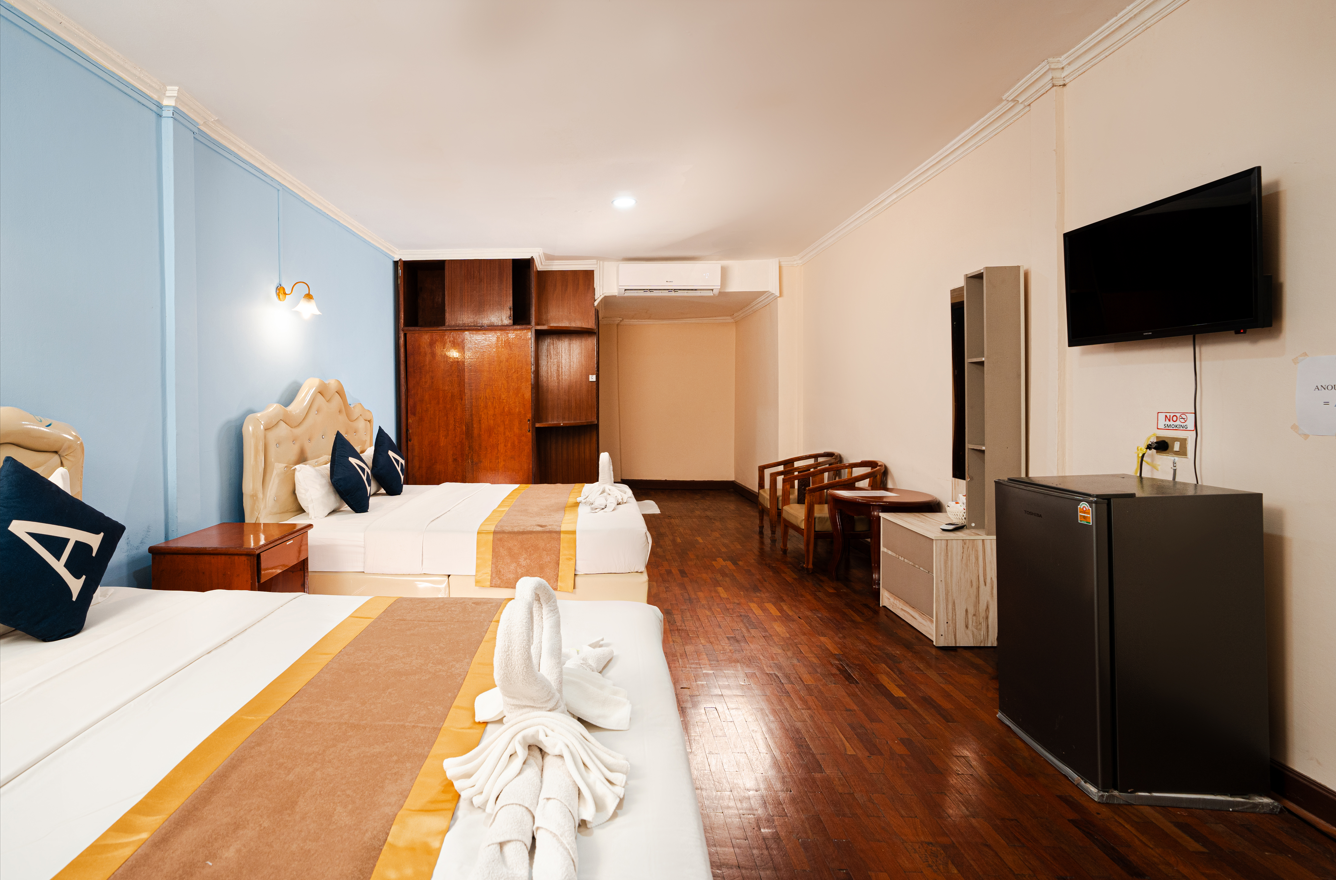 Family Room - 2 Beds