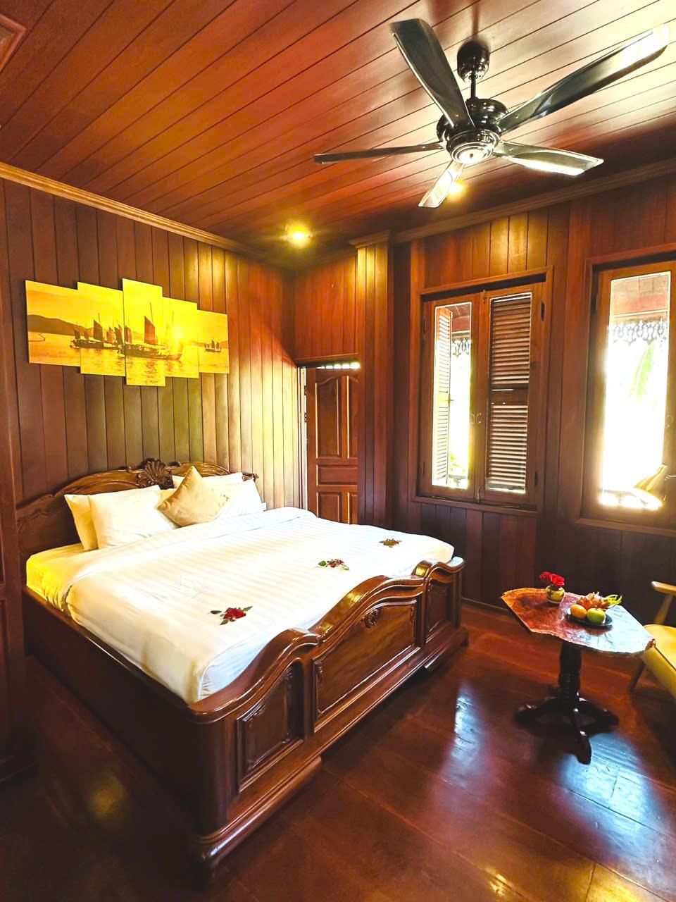 Deluxe Double with River View