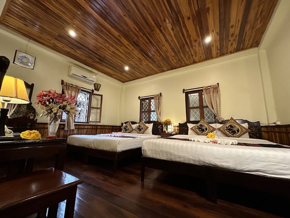 Villa Alounsavath Mekong Riverside Deluxe Twin Room 21