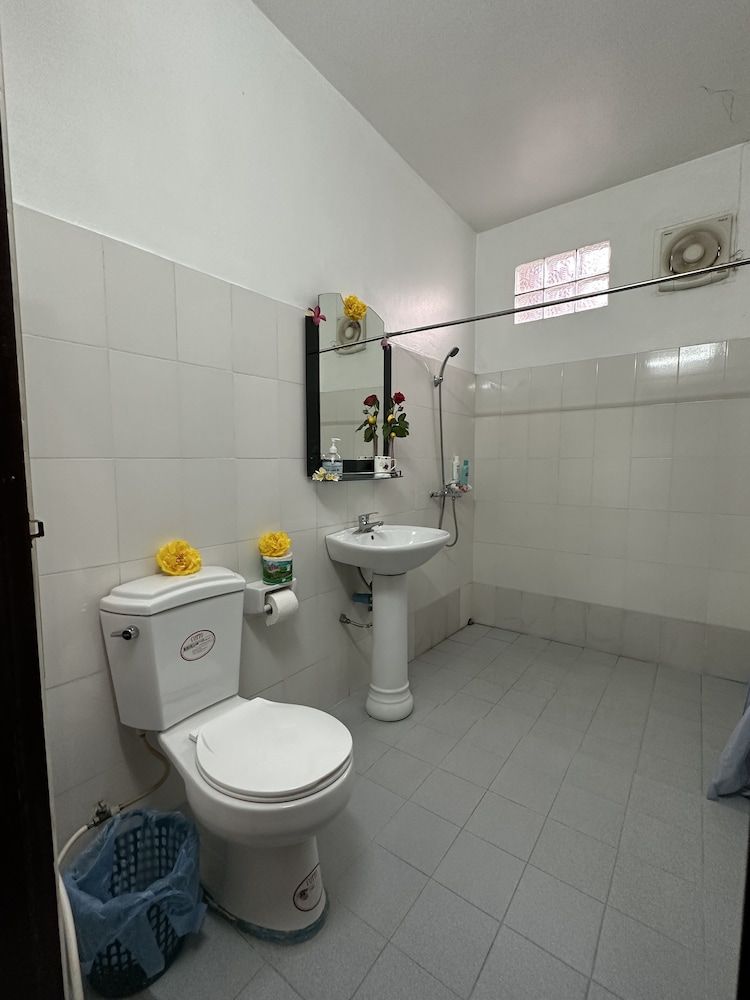 Villa Alounsavath Mekong Riverside Deluxe Twin Room 23