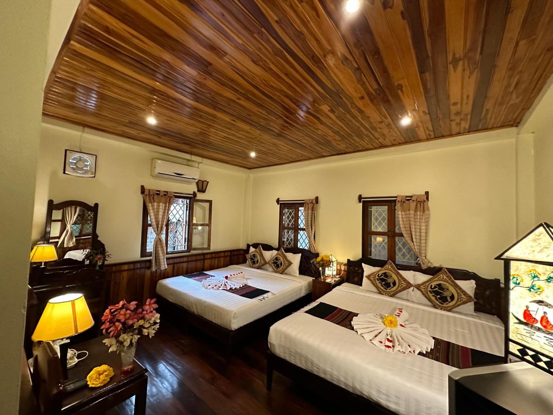 Deluxe Family Room