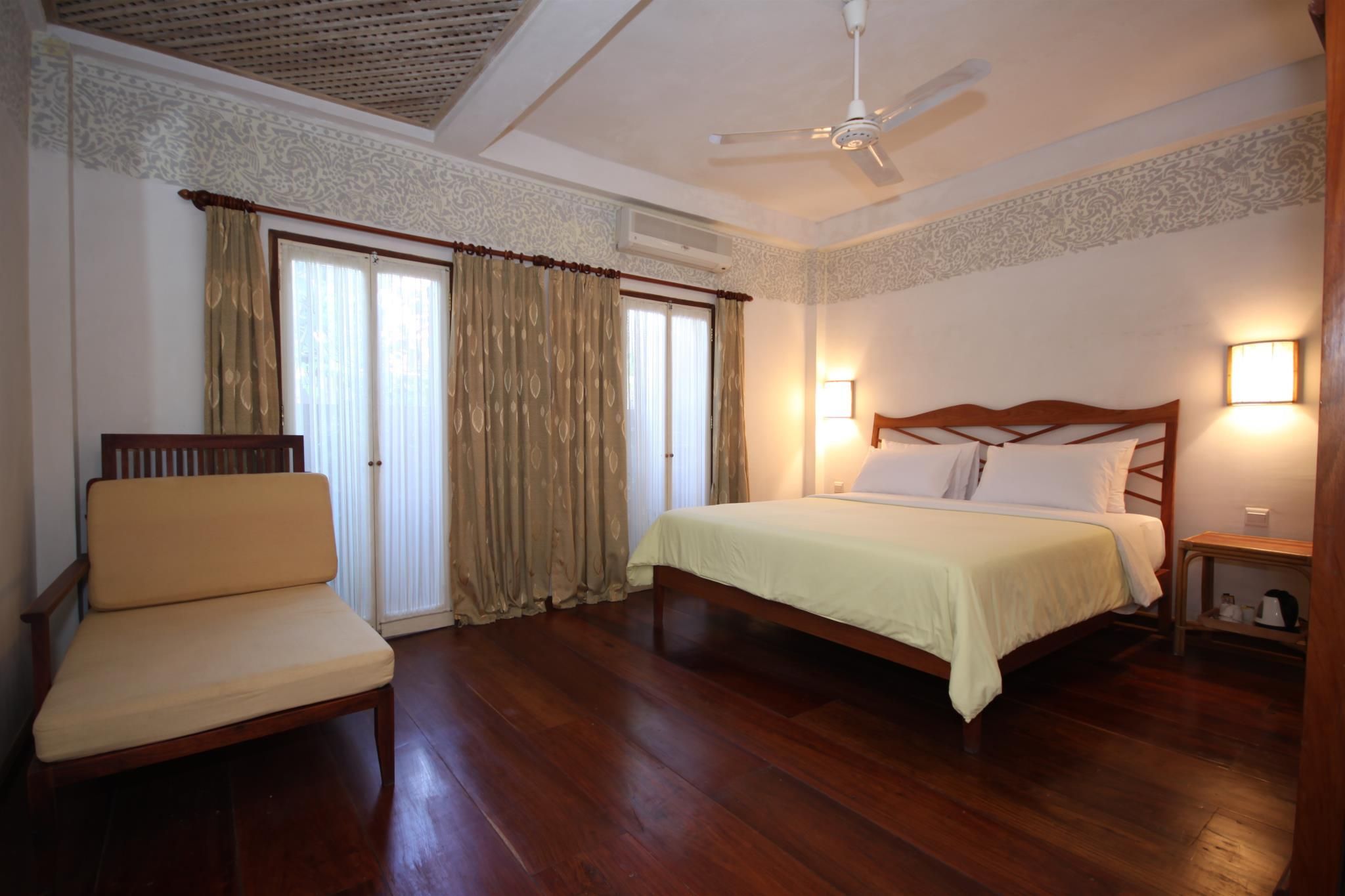 Studio Double or Twin Bed