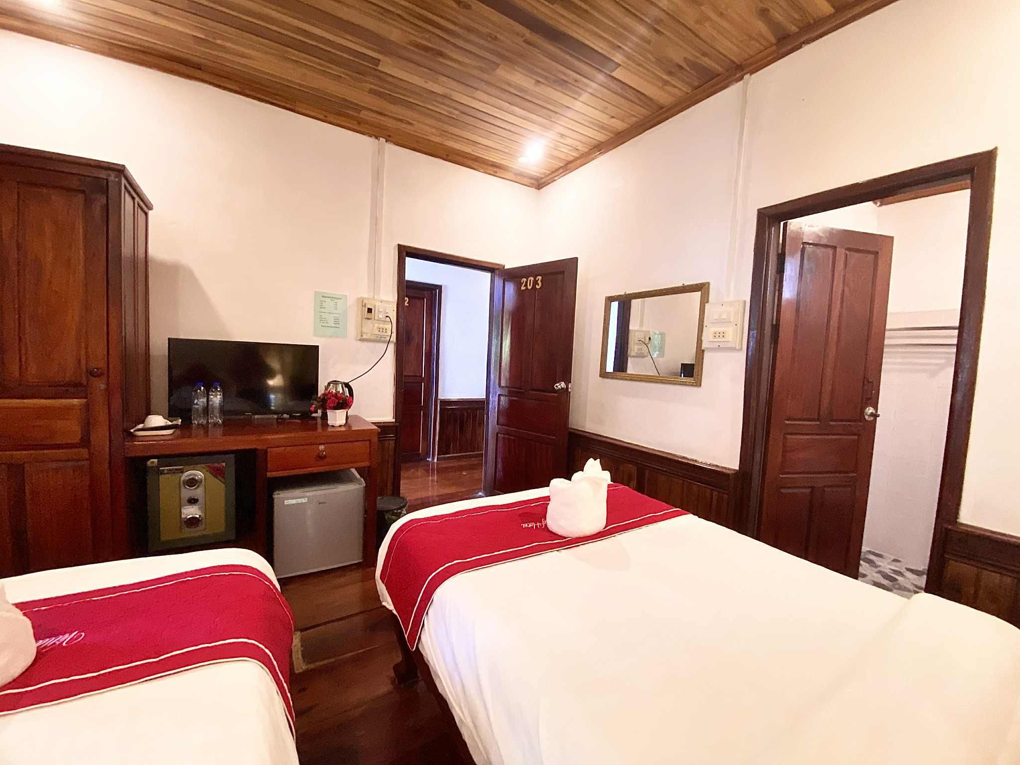 Villayvanh Place House Twin Room