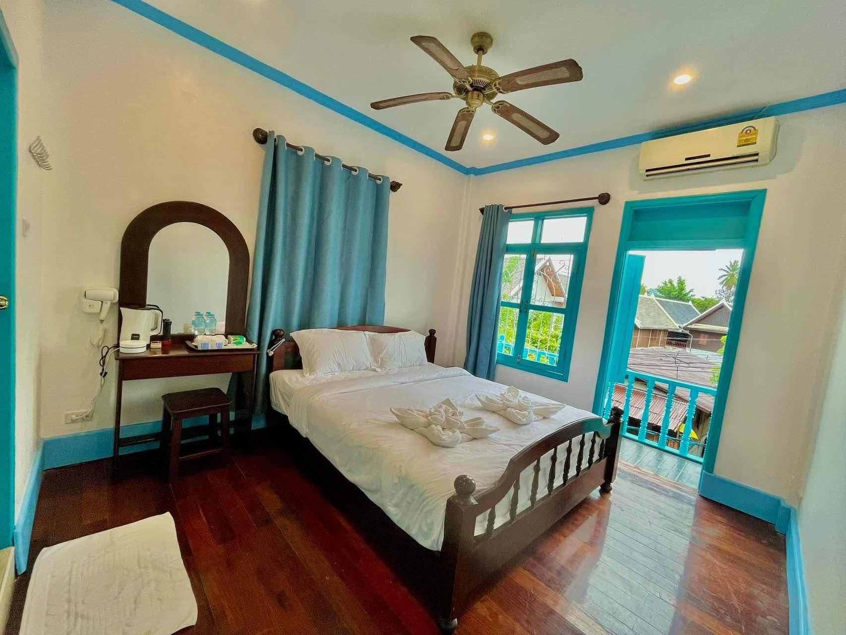 Deluxe King with Balcony